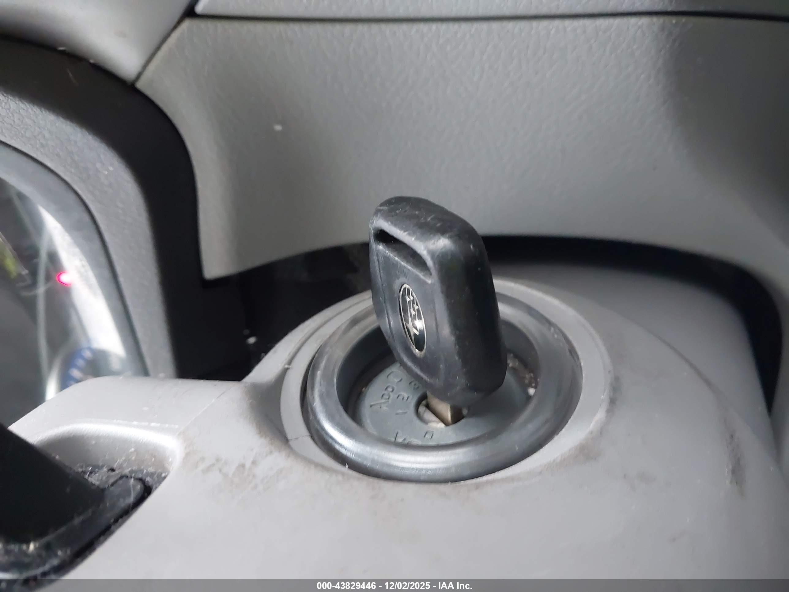 SUBARU FORESTER image 11