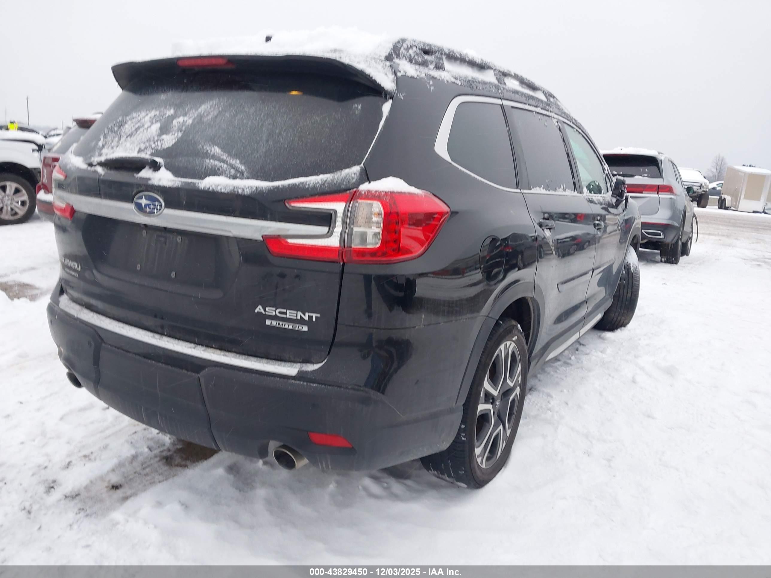 SUBARU ASCENT image 4