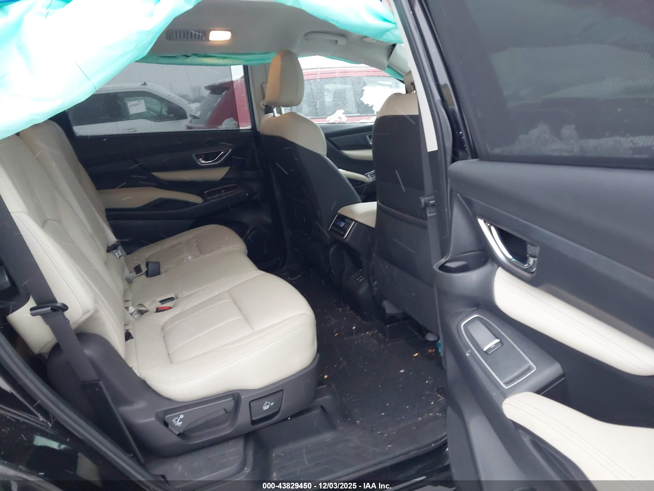 SUBARU ASCENT image 8