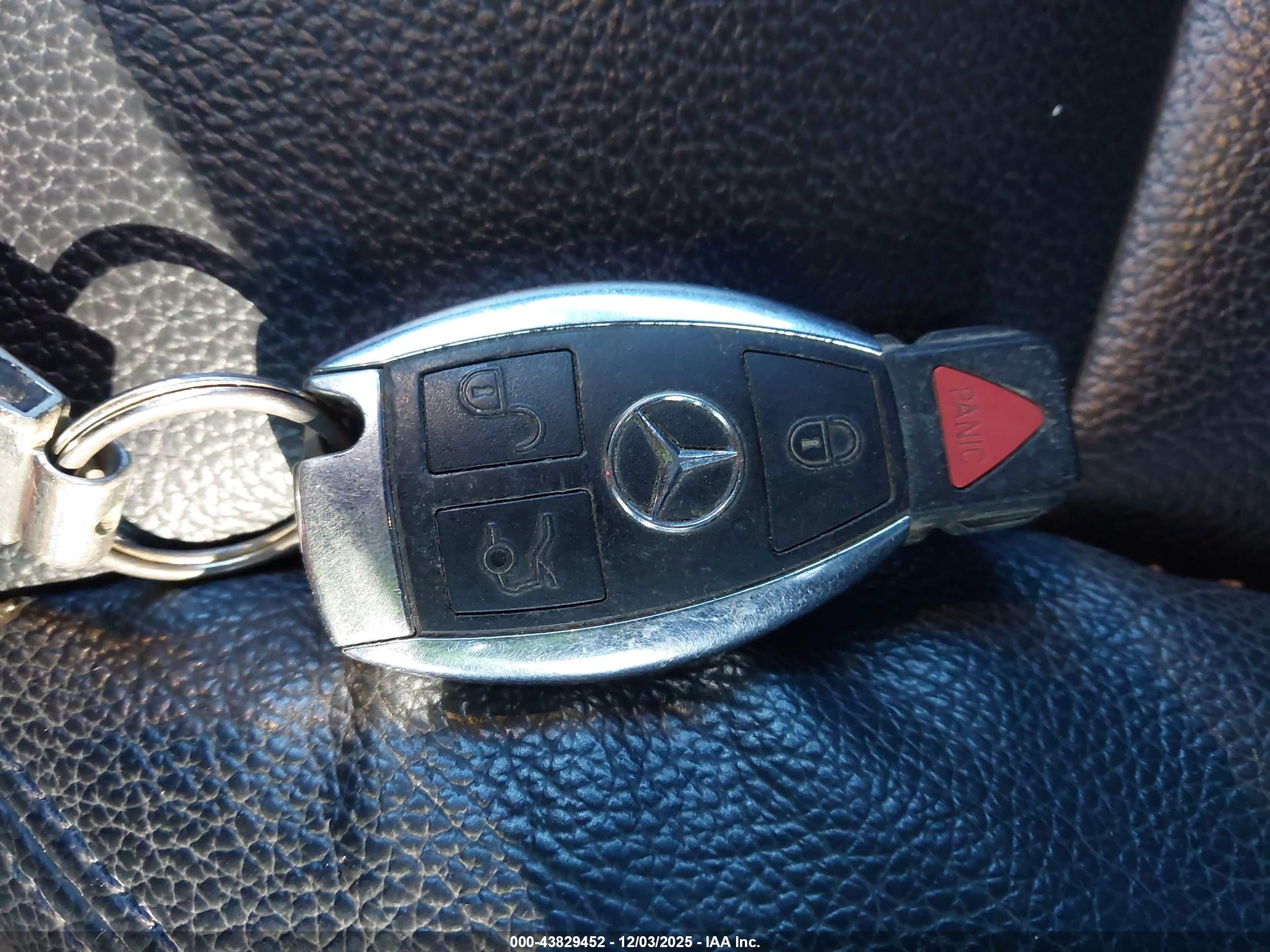 MERCEDES-BENZ CLA image 11