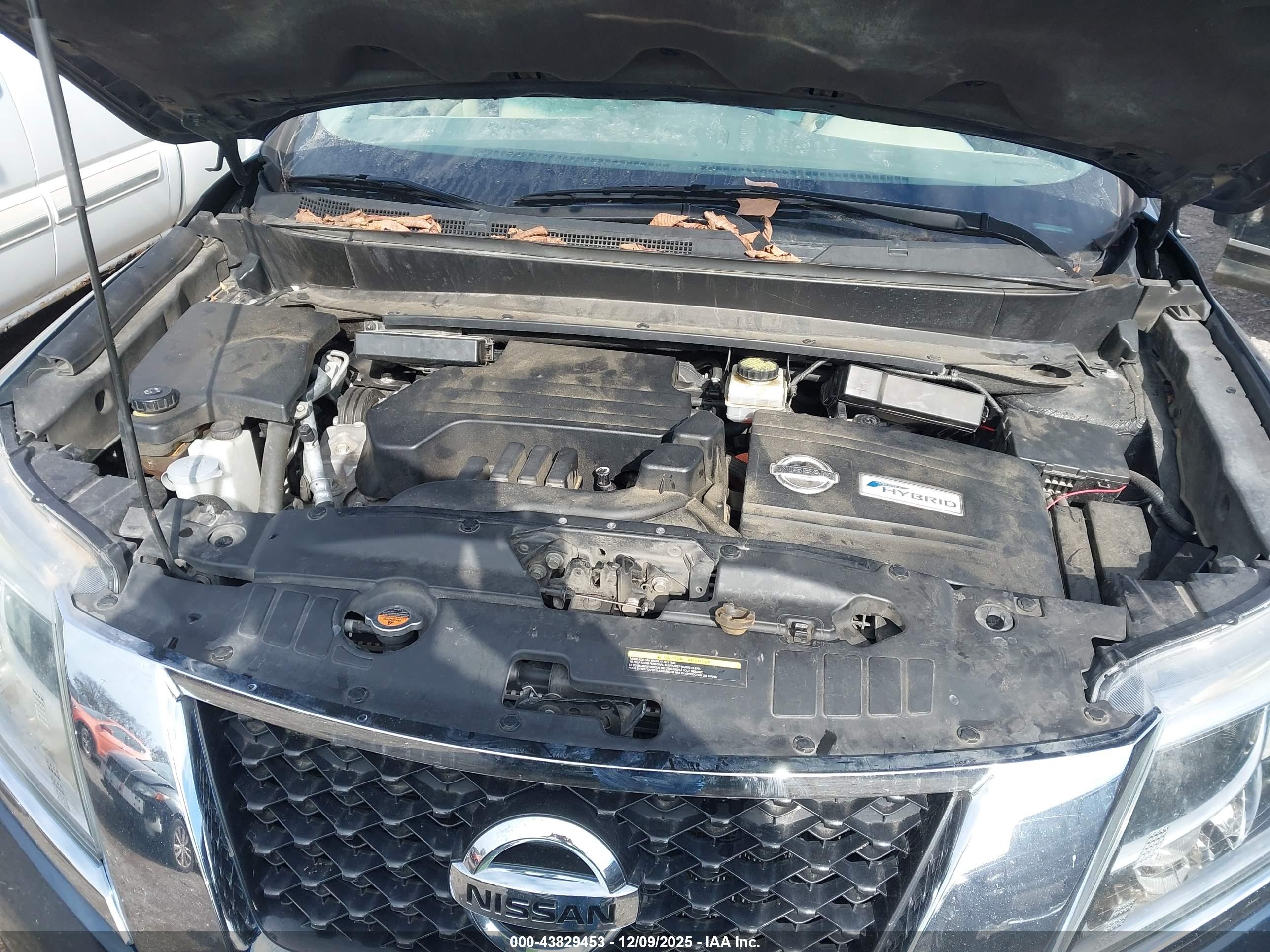 NISSAN PATHFINDER image 10