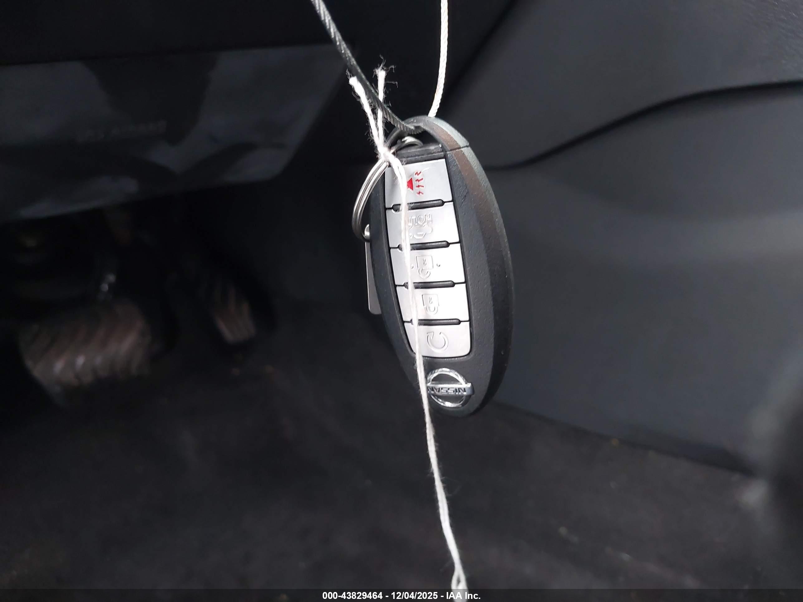 NISSAN ALTIMA image 11