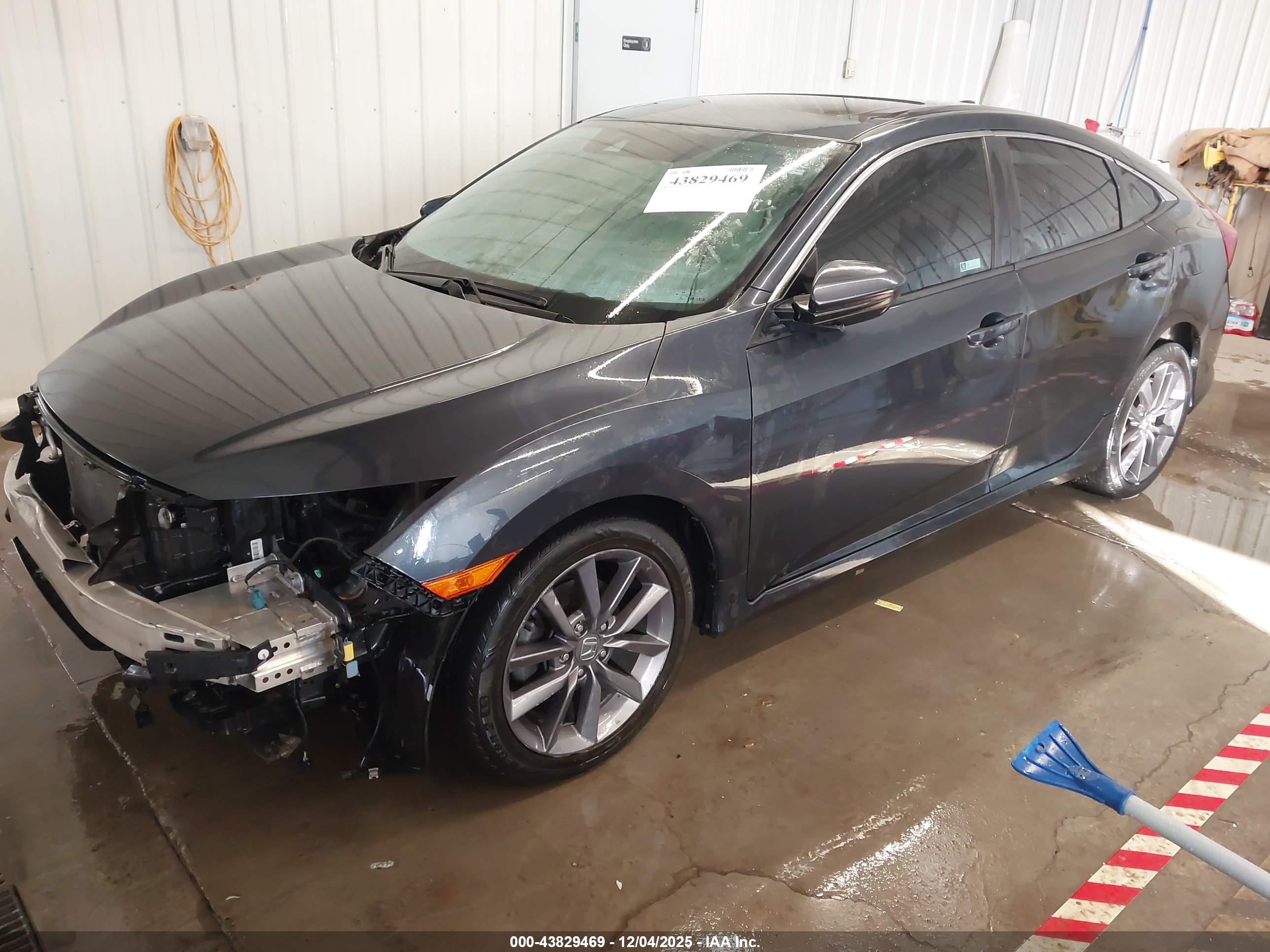 HONDA CIVIC image 2
