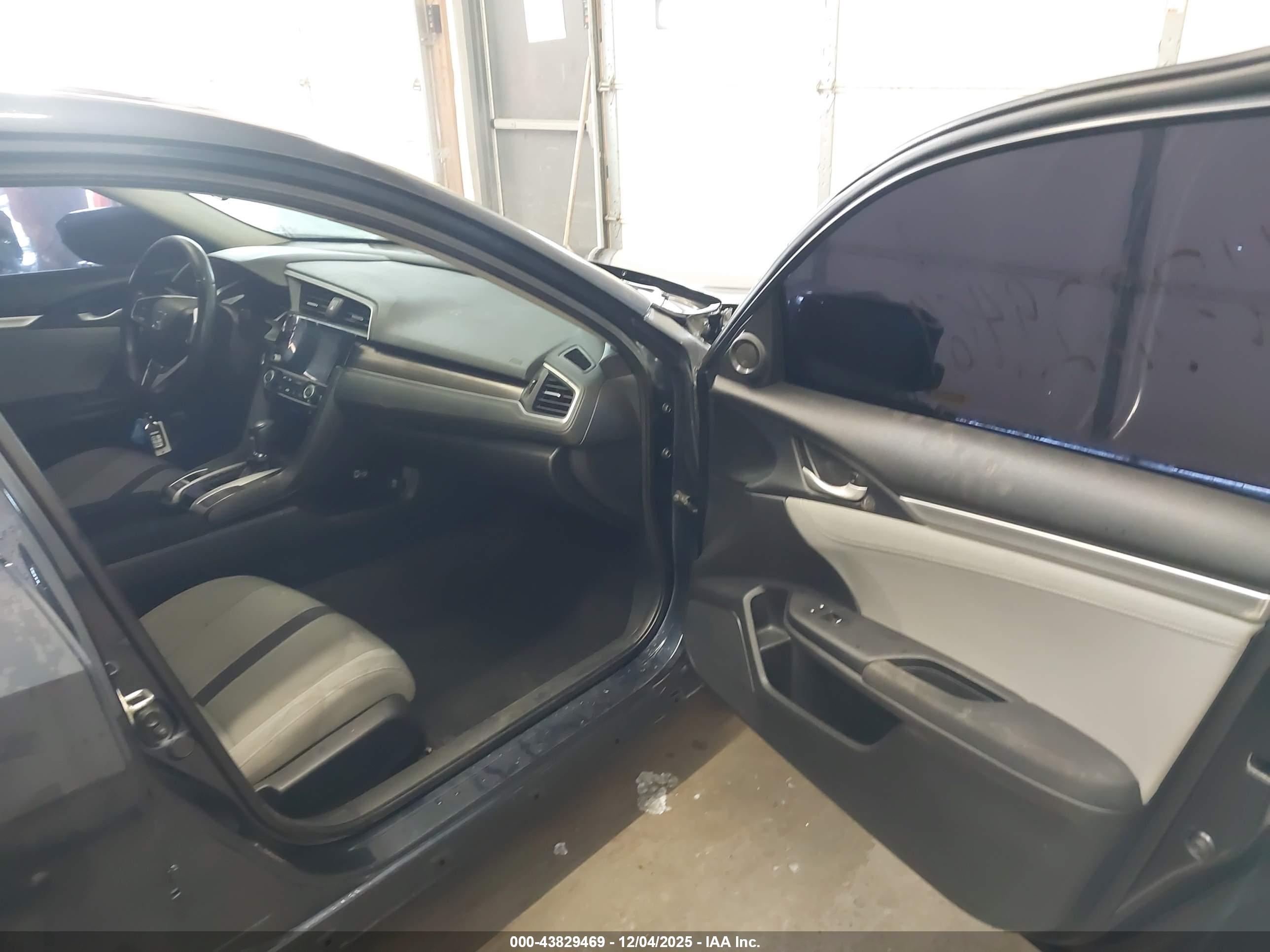 HONDA CIVIC image 5