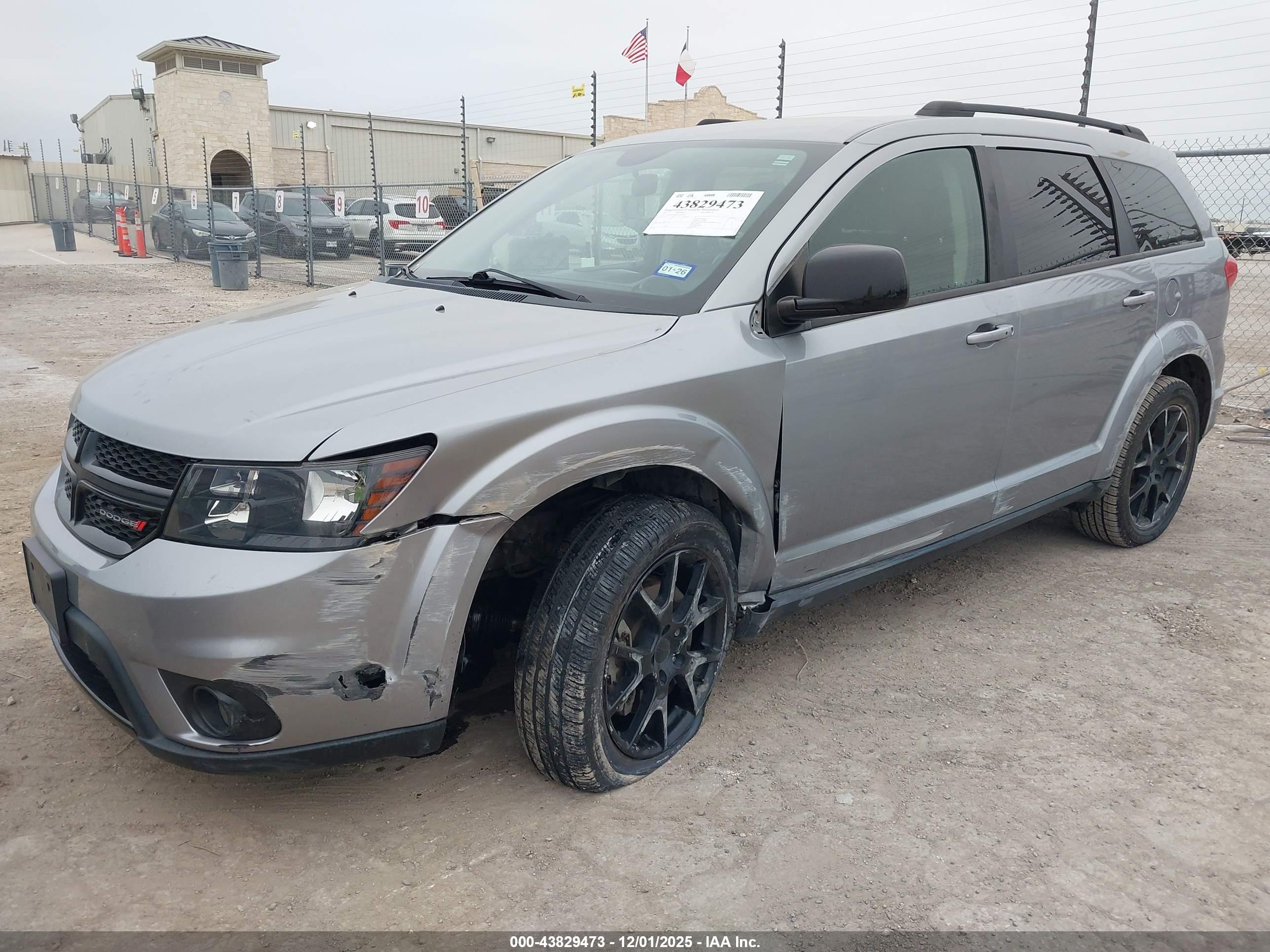 DODGE JOURNEY image 2