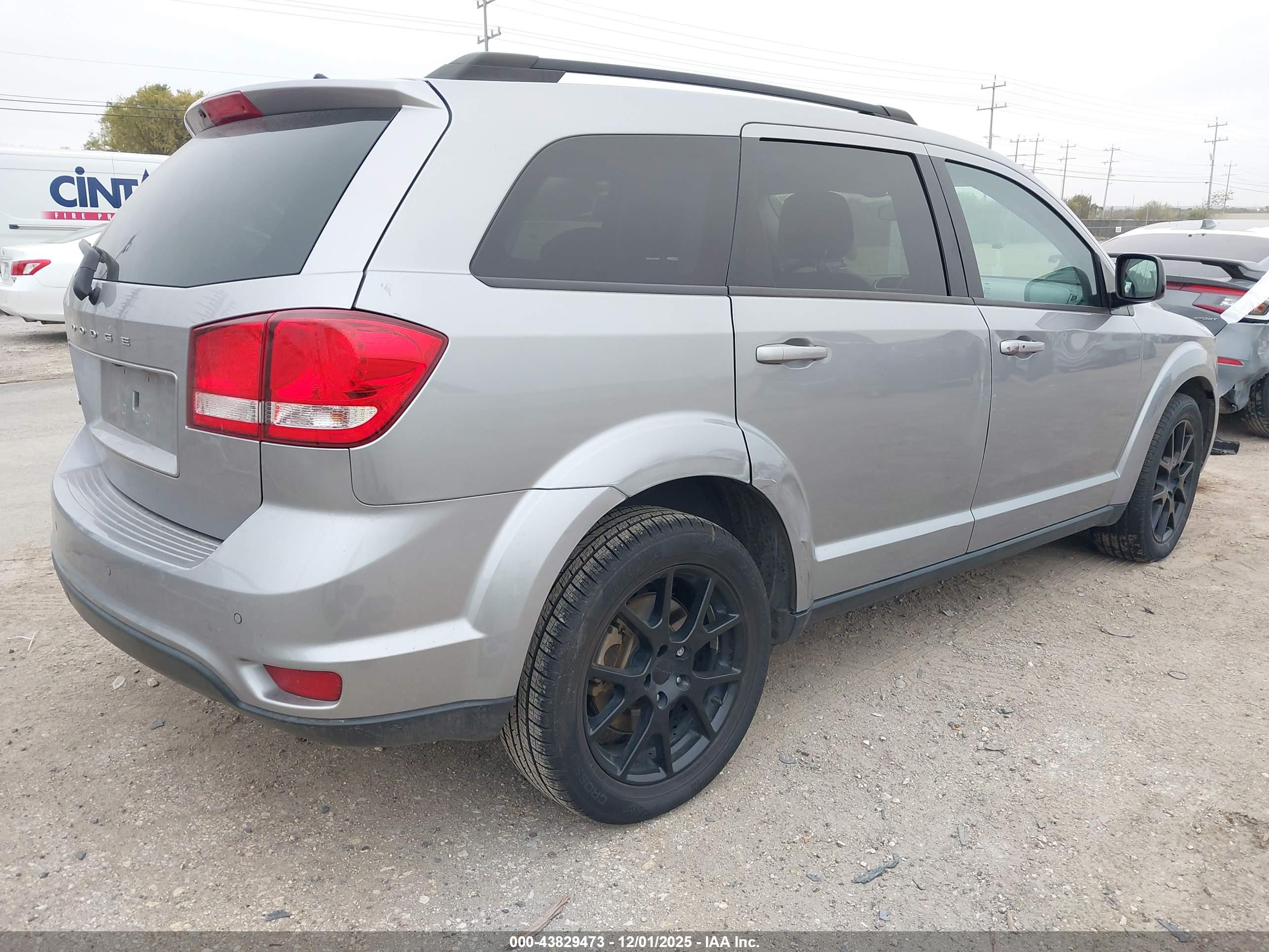 DODGE JOURNEY image 4
