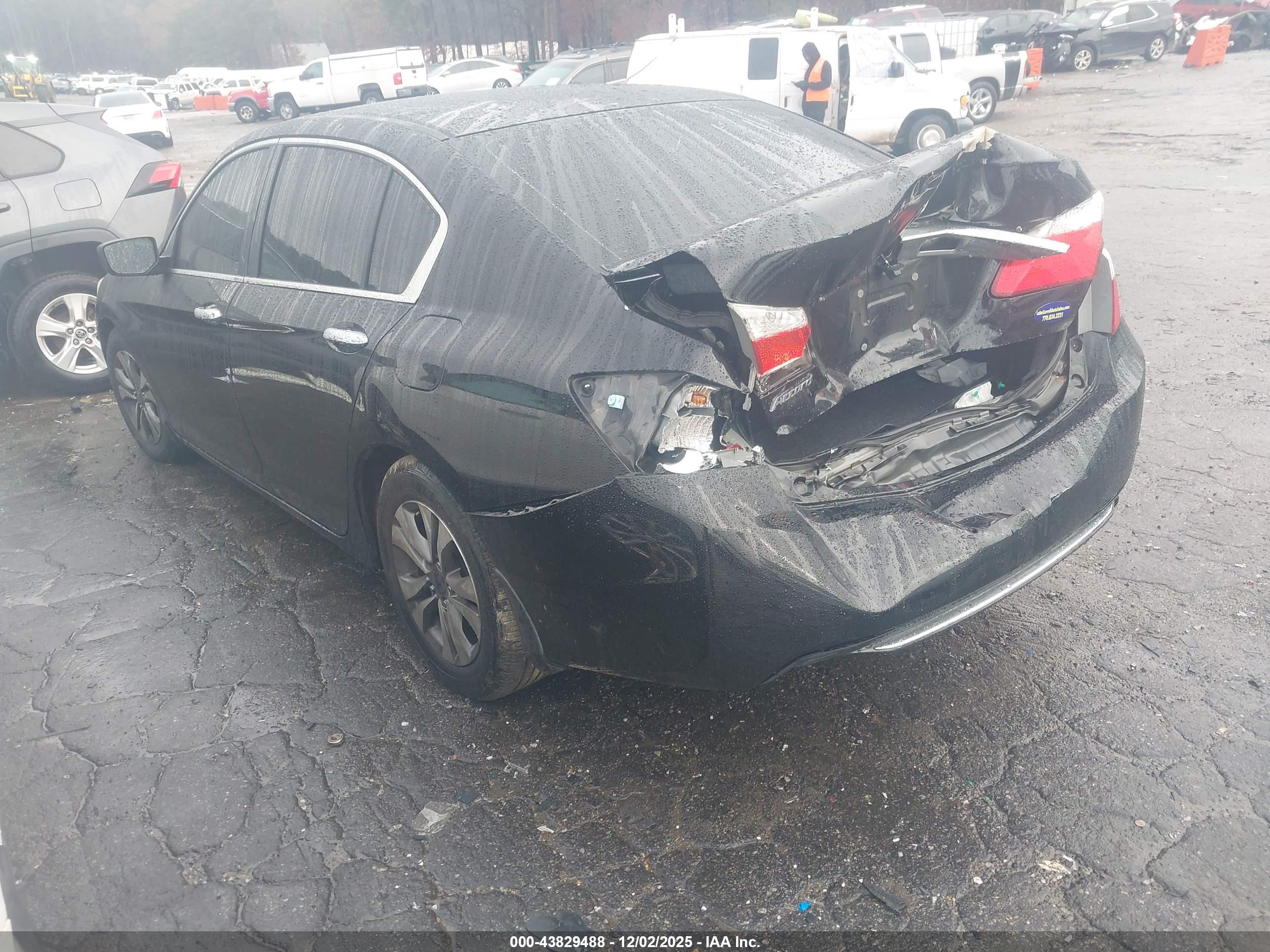 HONDA ACCORD image 3