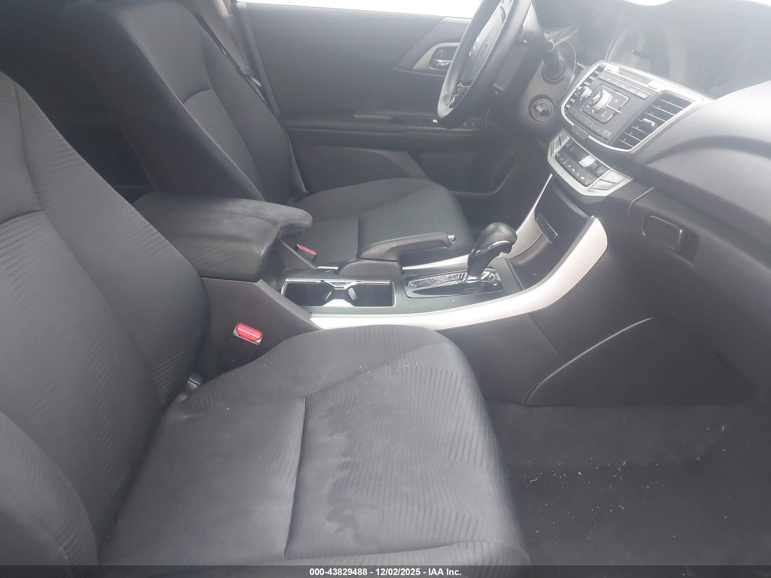 HONDA ACCORD image 5