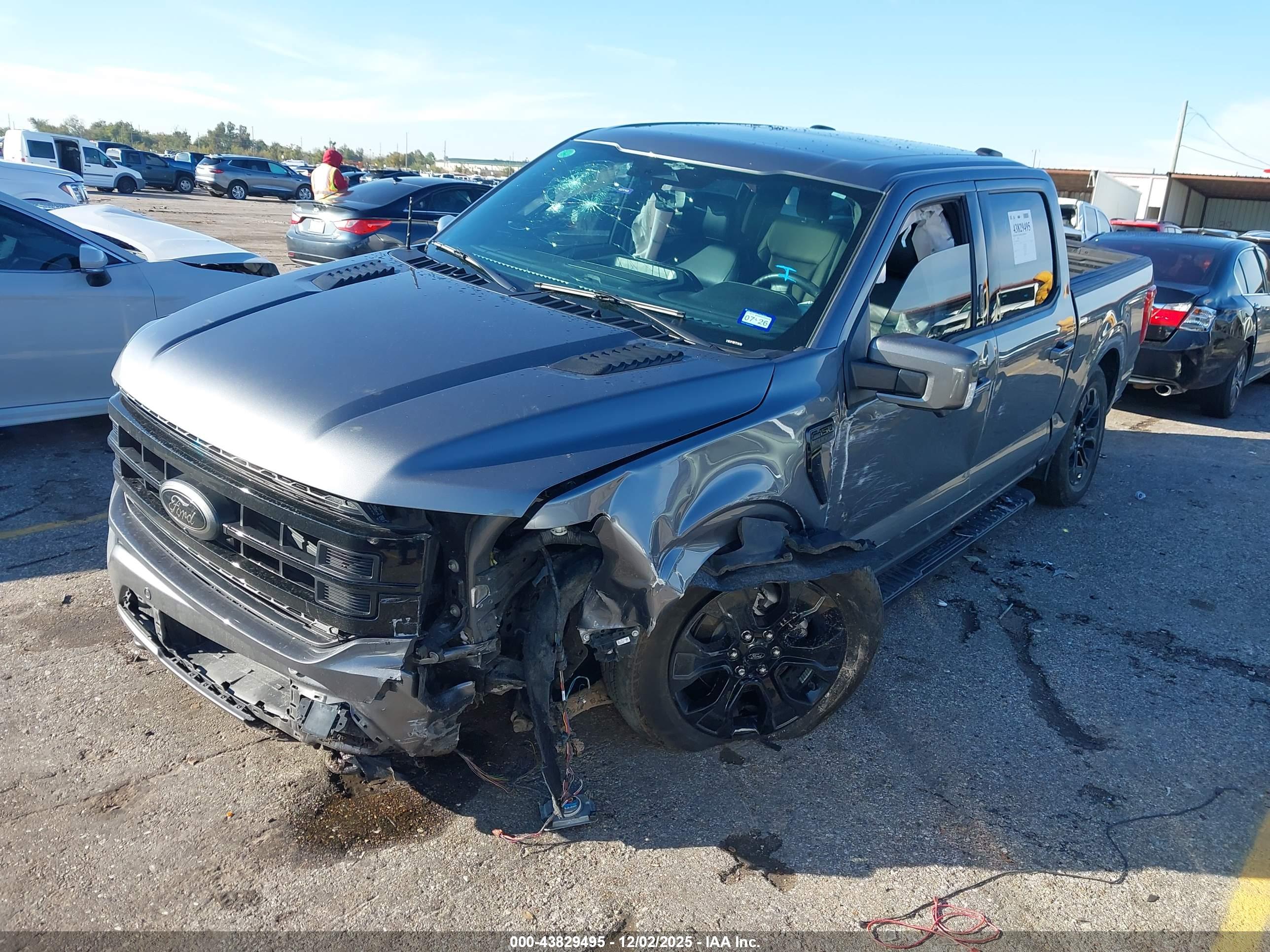 FORD F-150 image 2