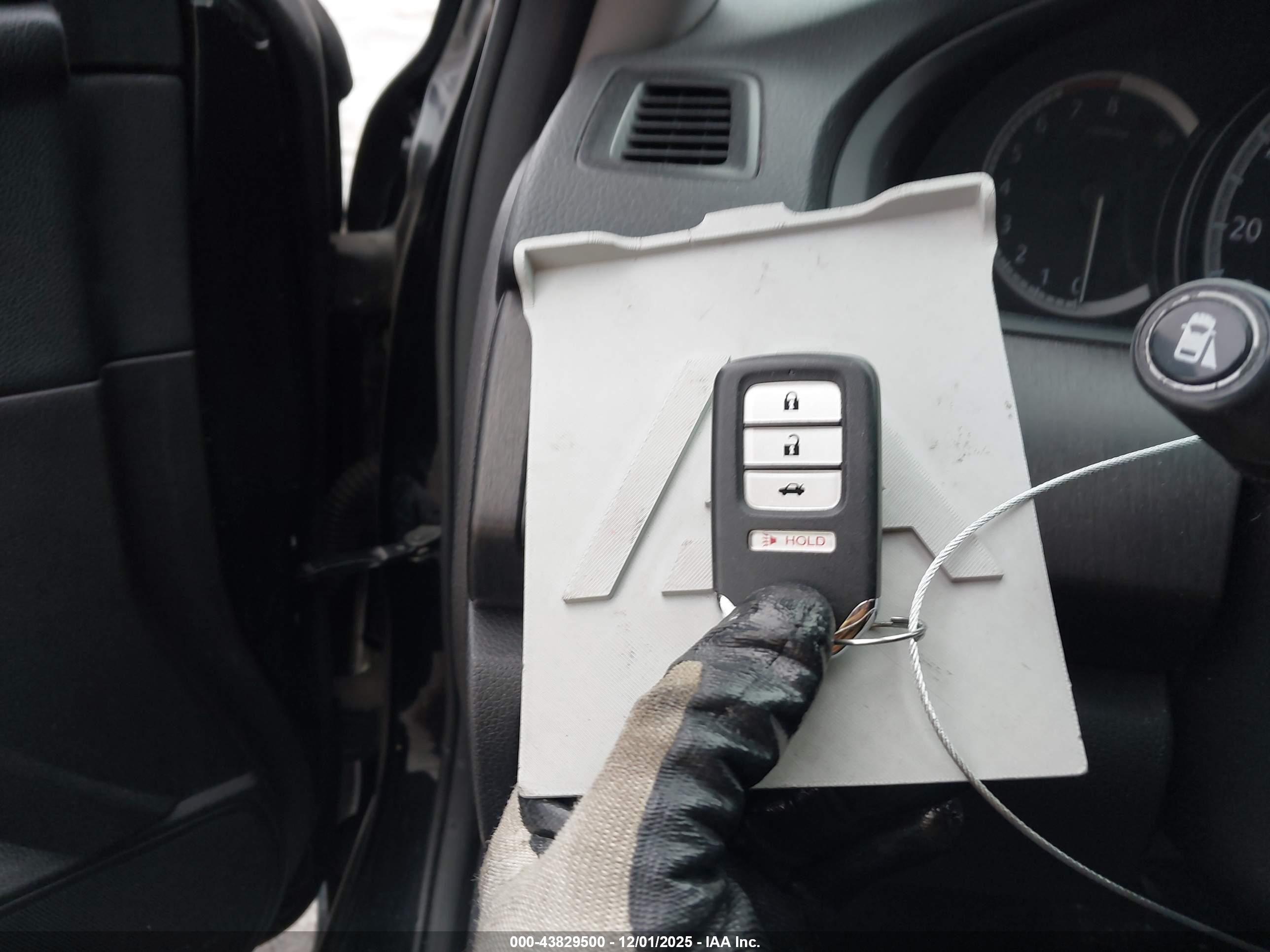 HONDA ACCORD image 11