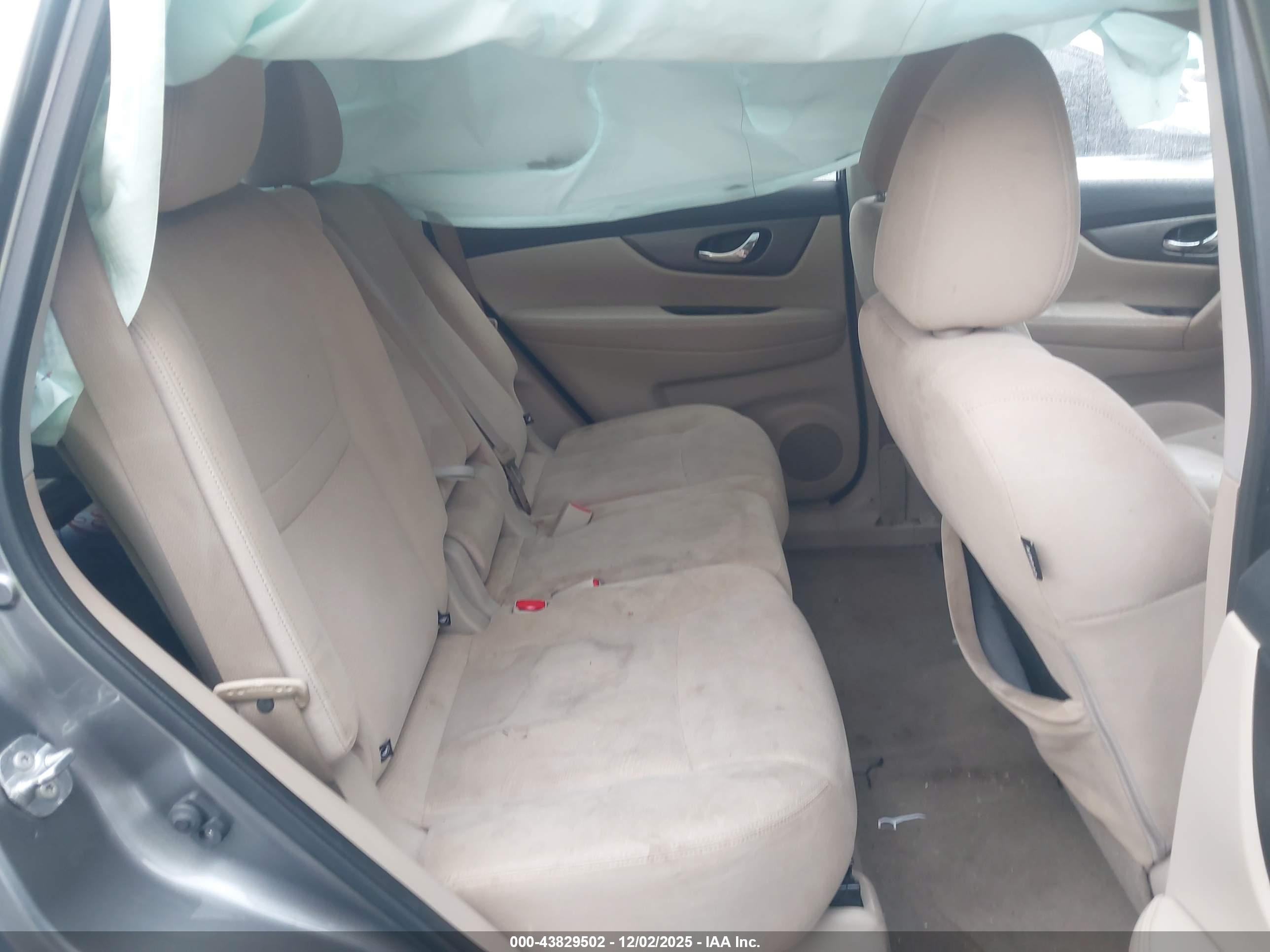 NISSAN ROGUE image 8