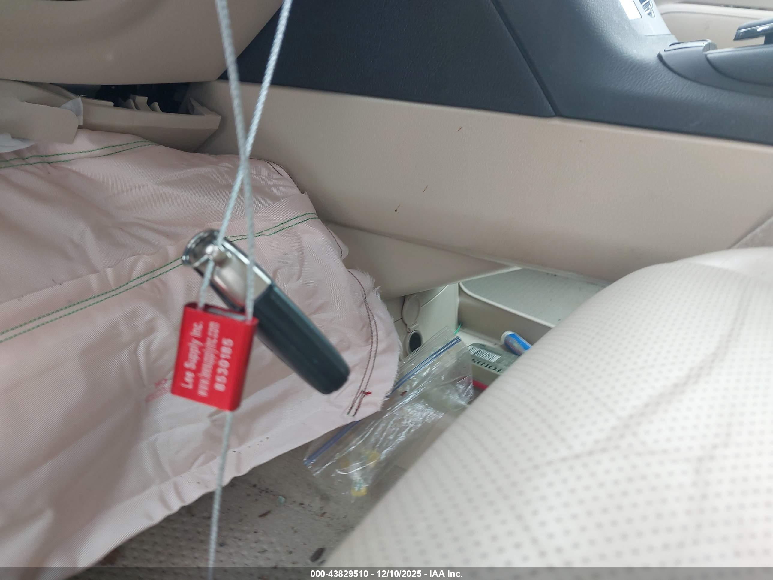 LEXUS RX image 11