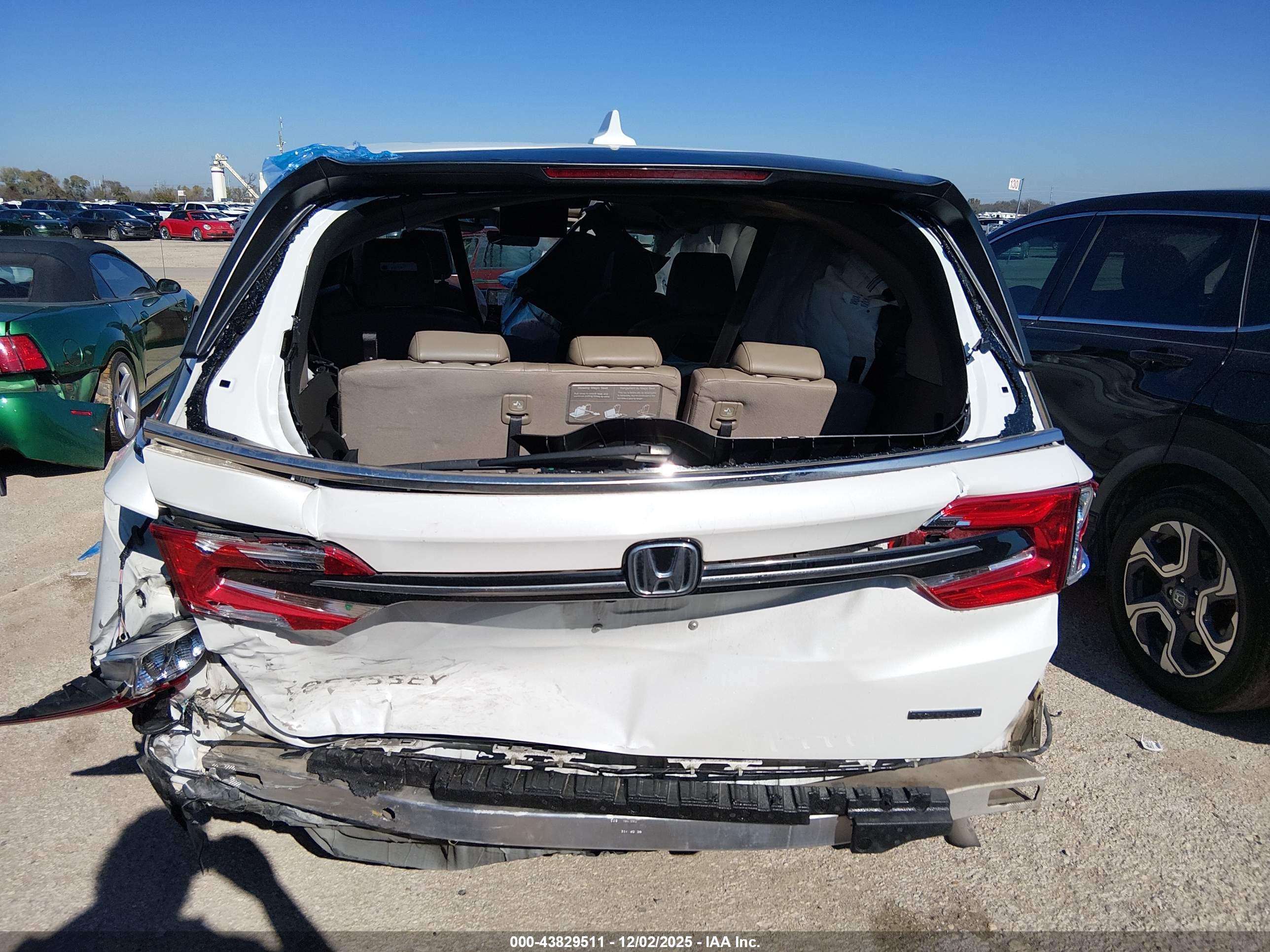 HONDA ODYSSEY image 6