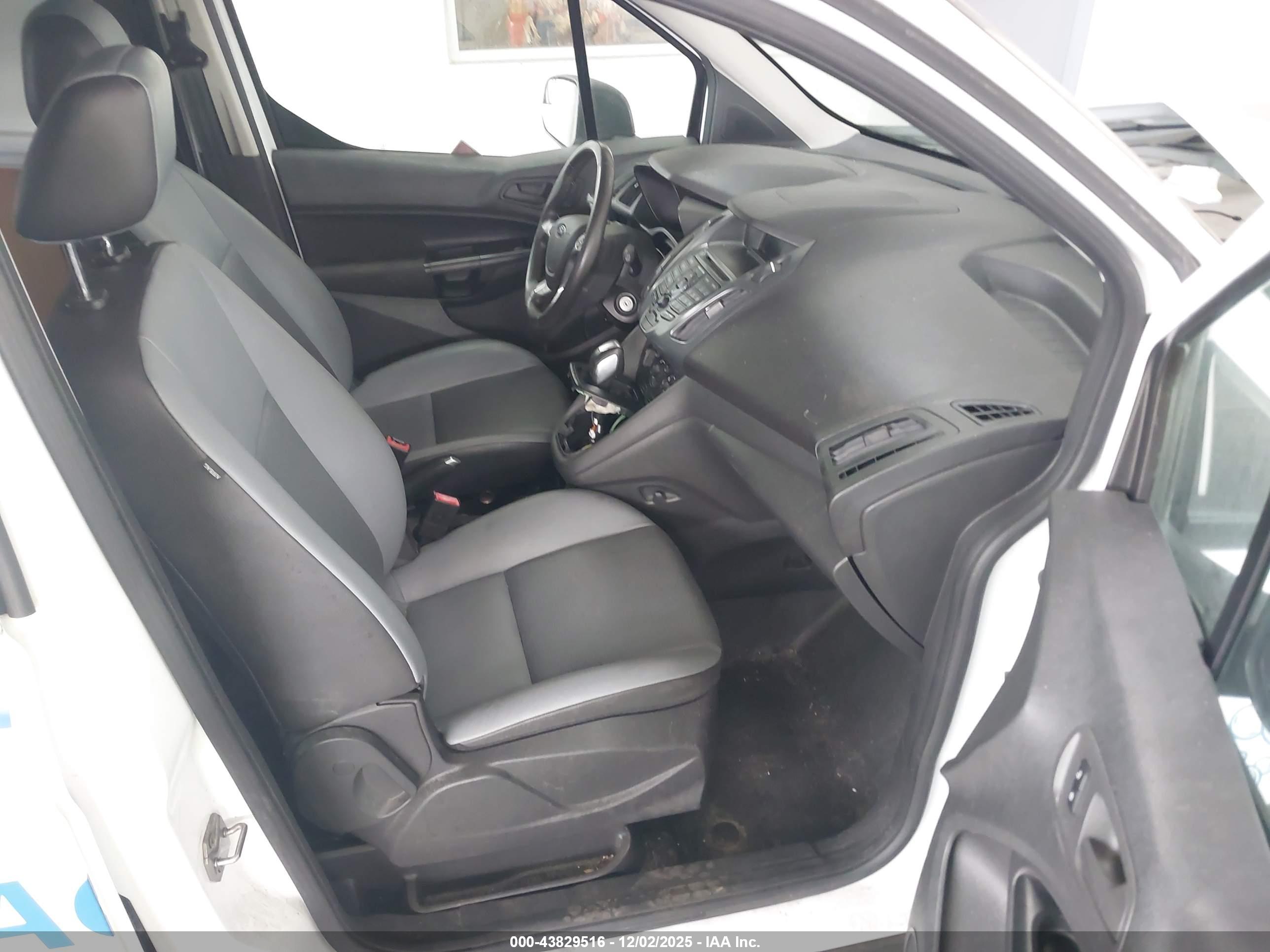 FORD TRANSIT image 5