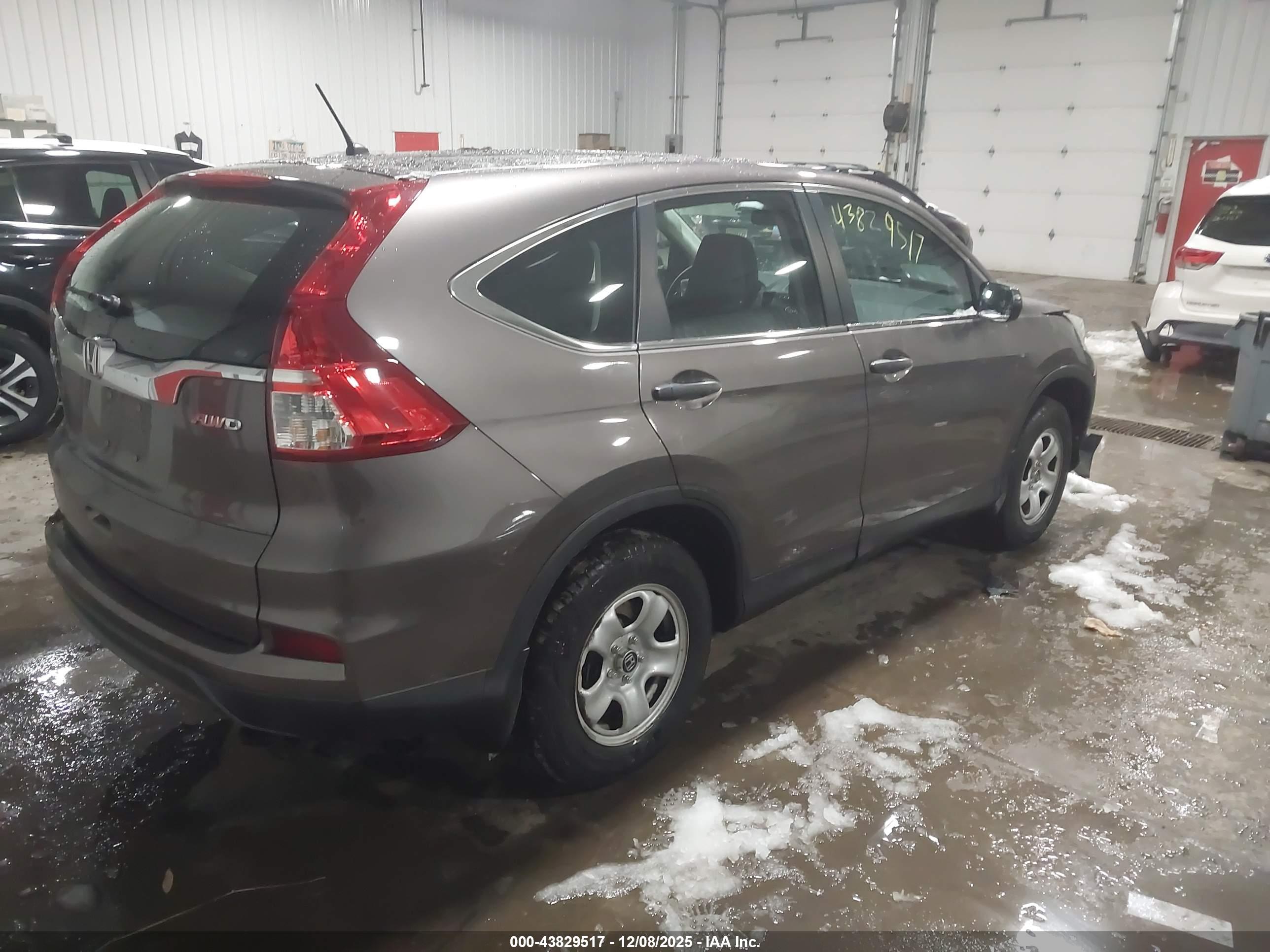 HONDA CR-V image 4