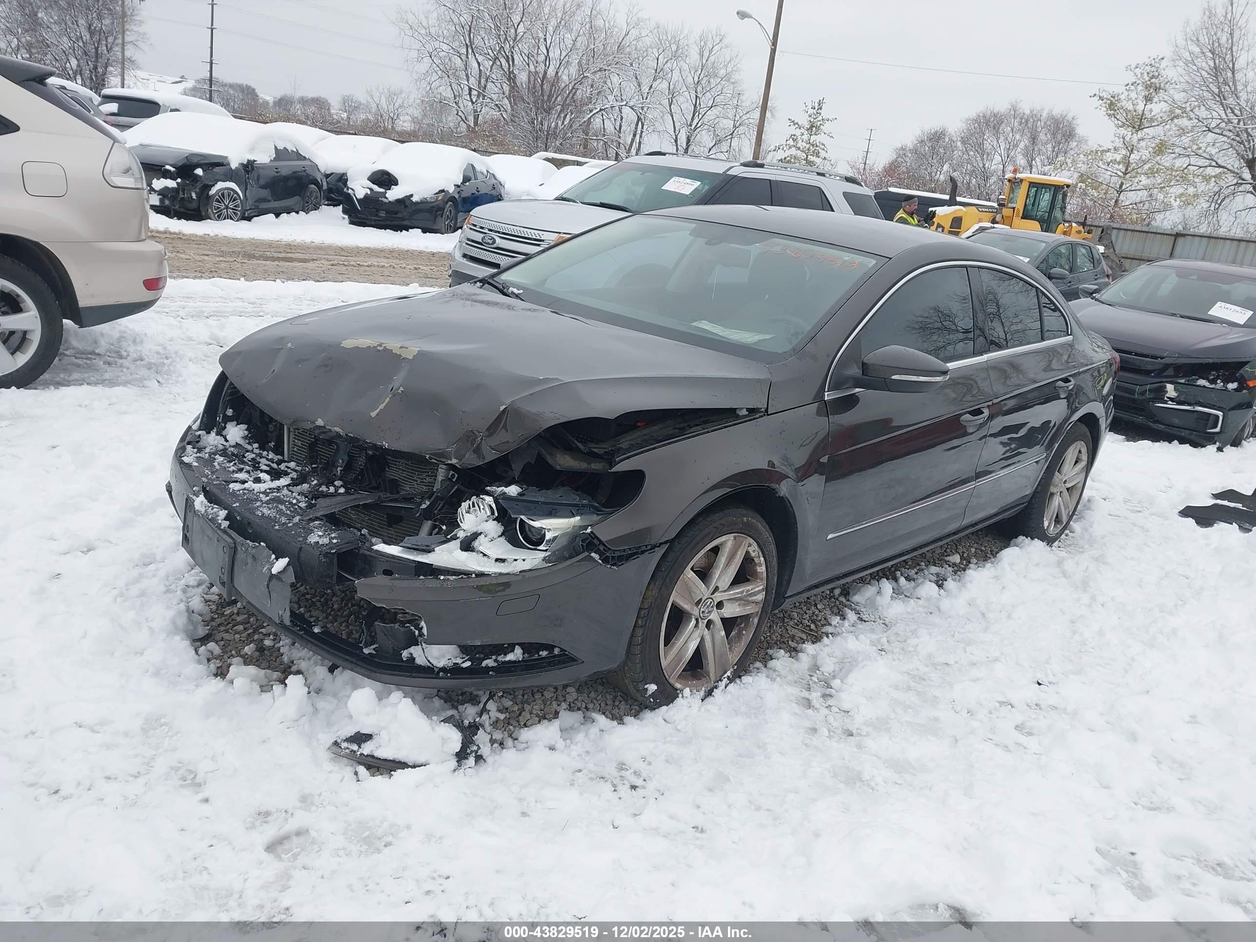 VOLKSWAGEN CC image 2