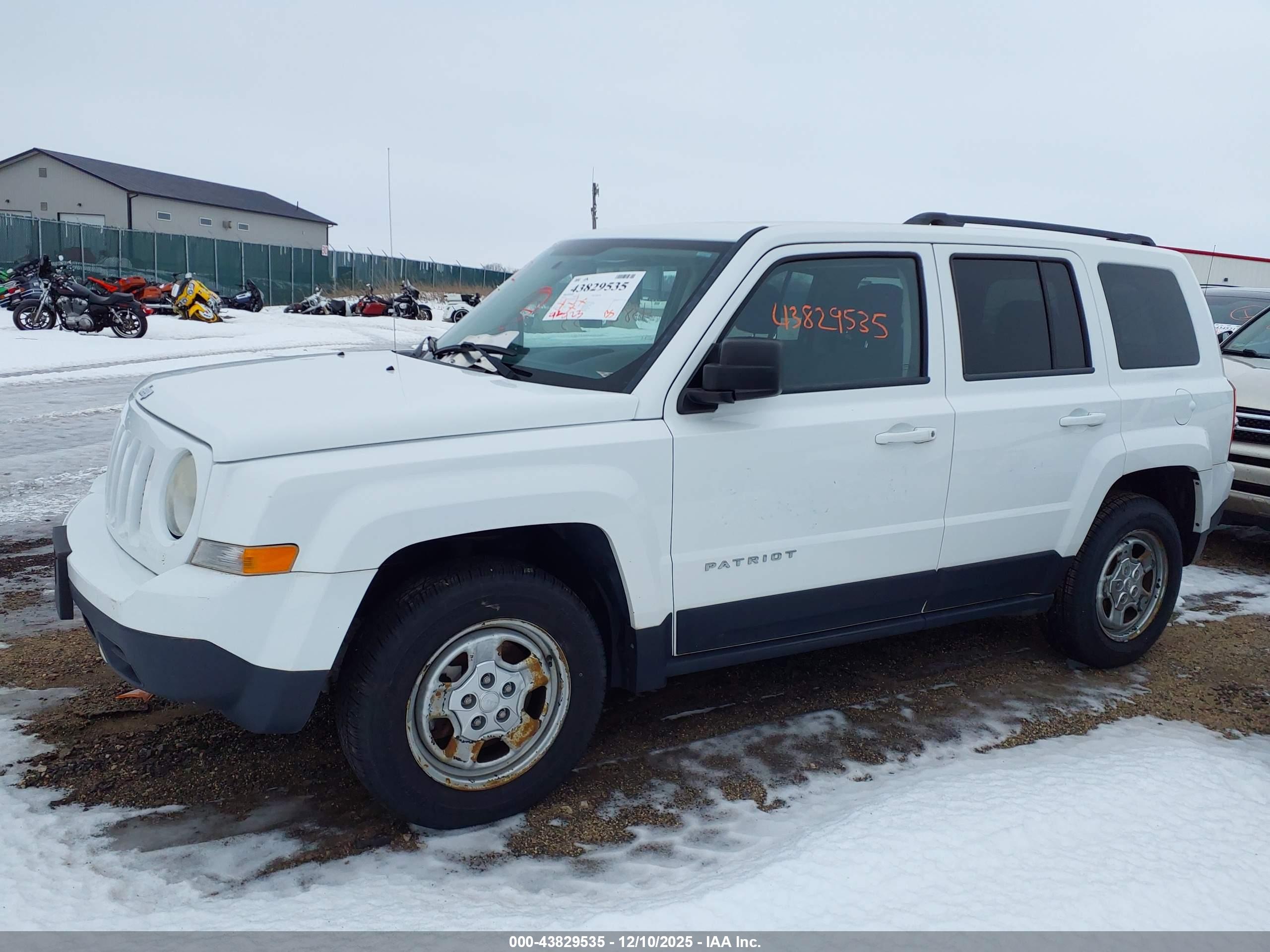 JEEP PATRIOT image 6