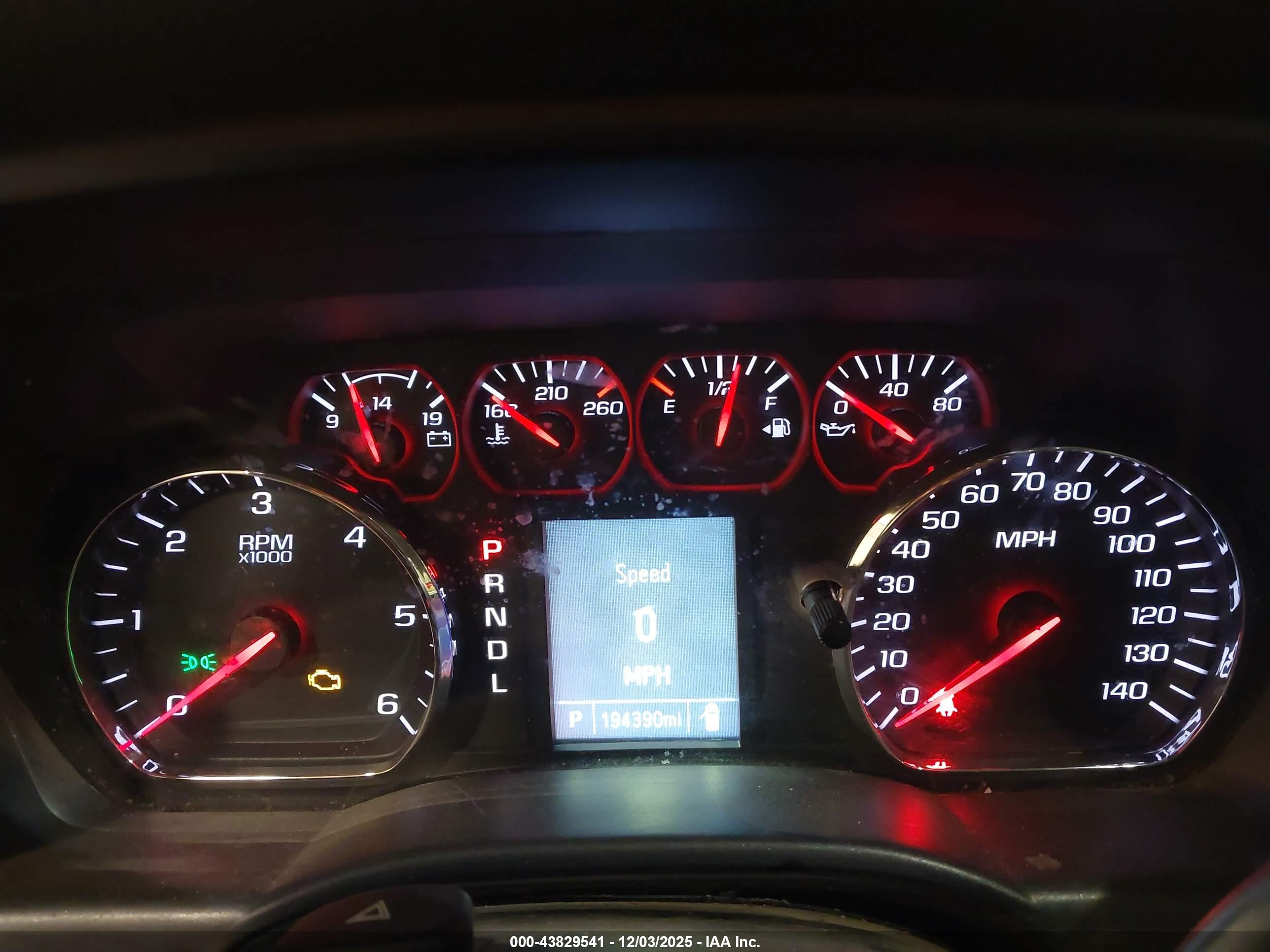 CHEVROLET SILVERADO image 7