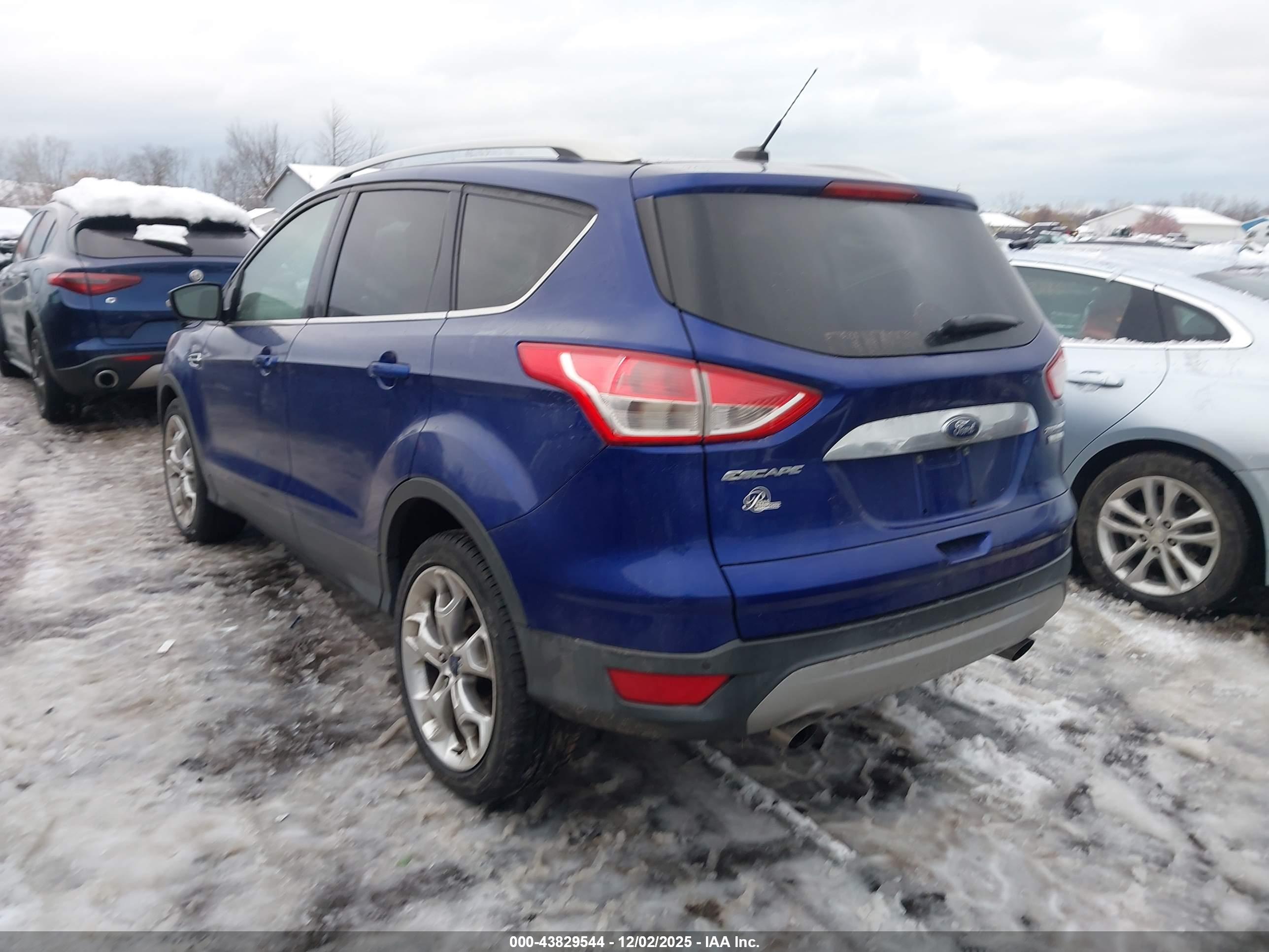 FORD ESCAPE image 3