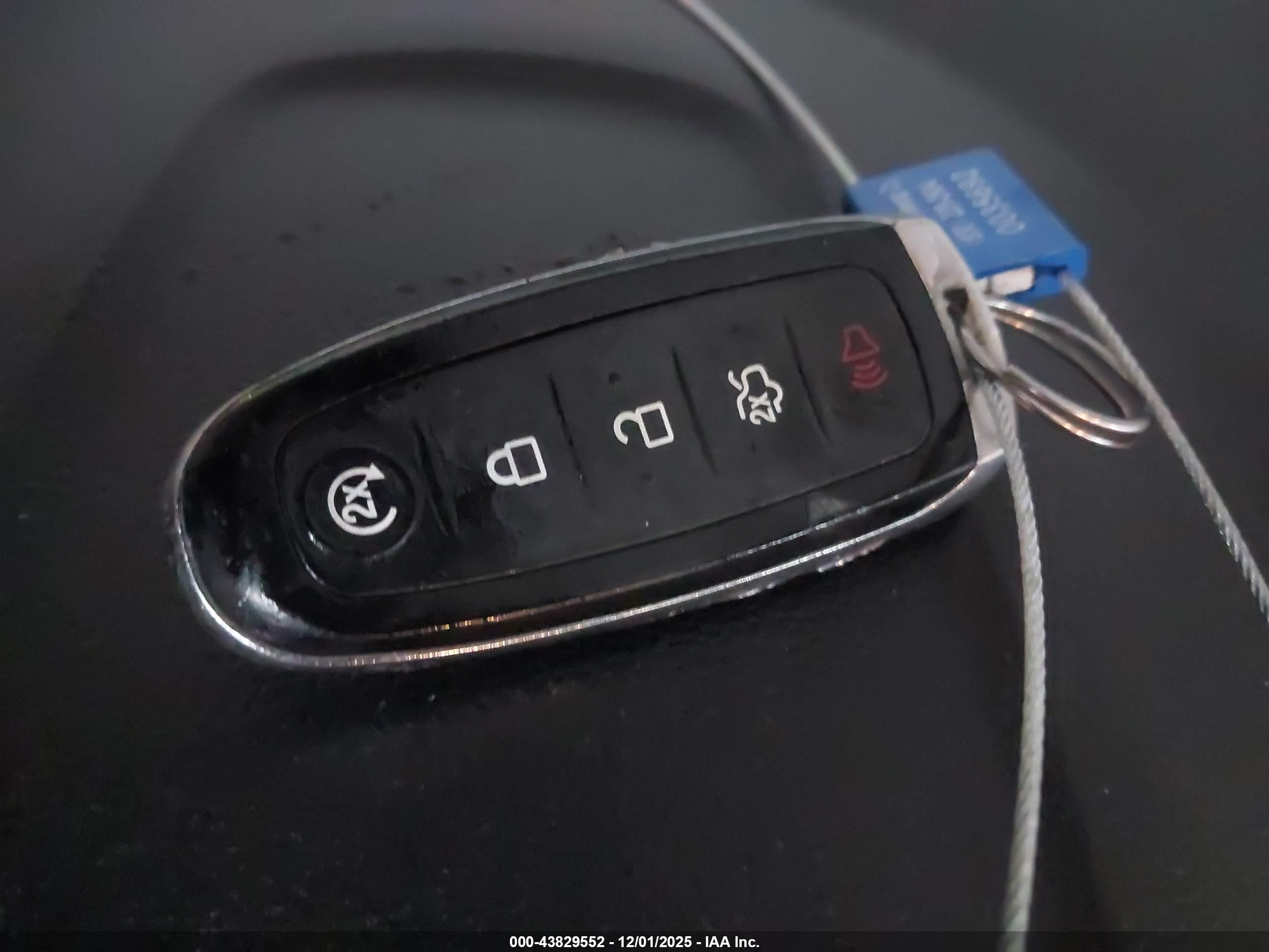 FORD ESCAPE image 11
