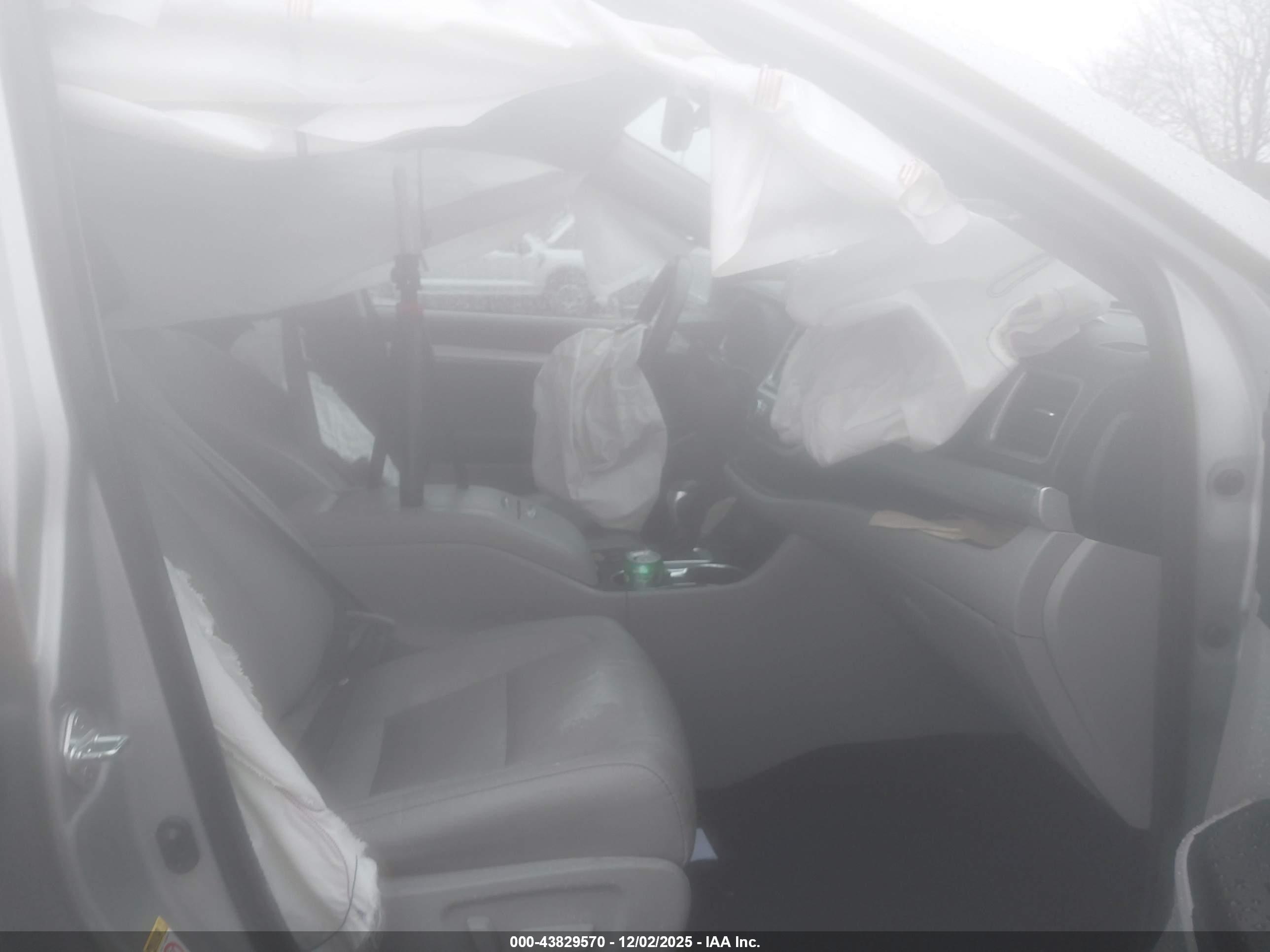 TOYOTA HIGHLANDER image 5