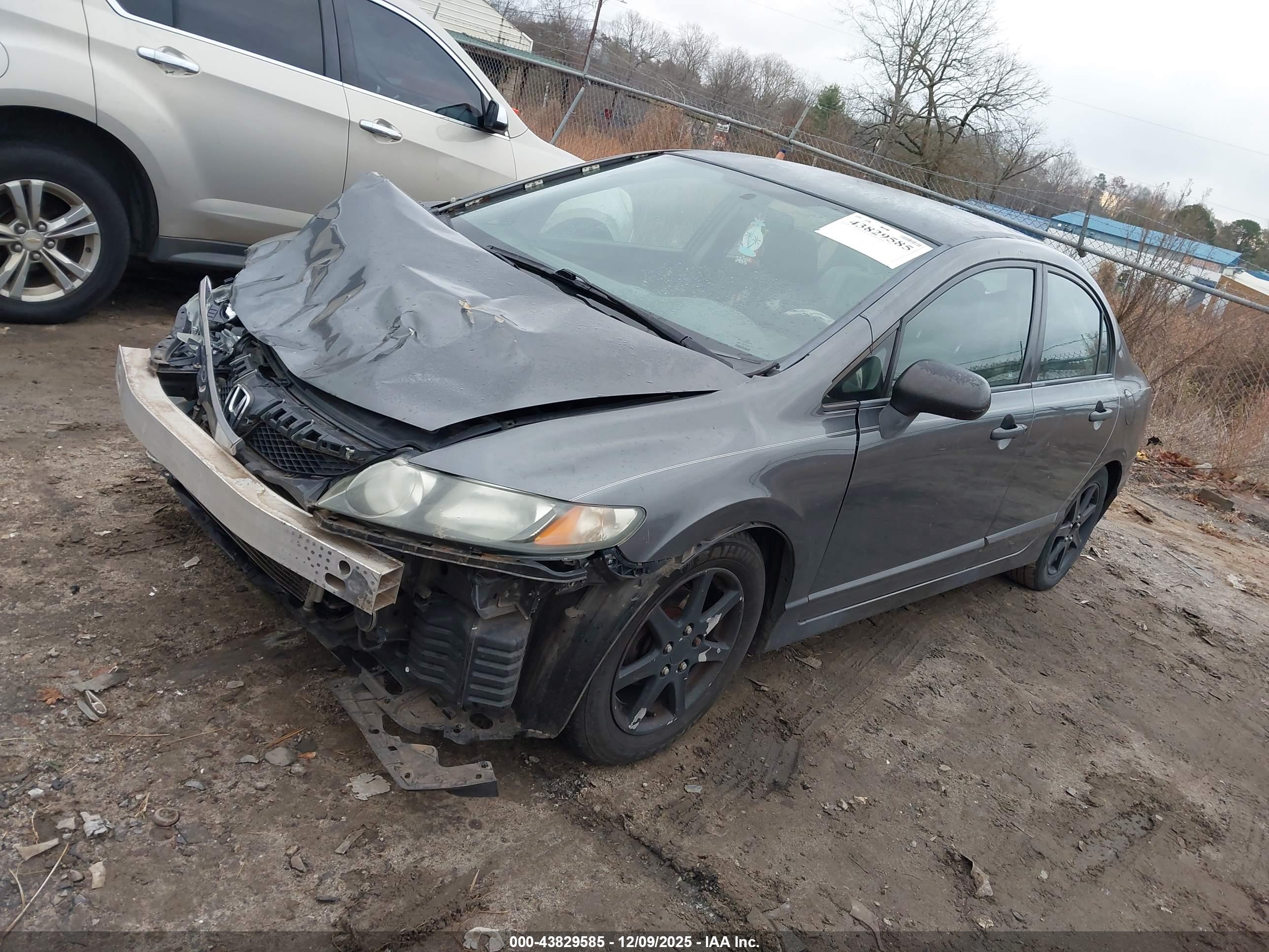 HONDA CIVIC image 2