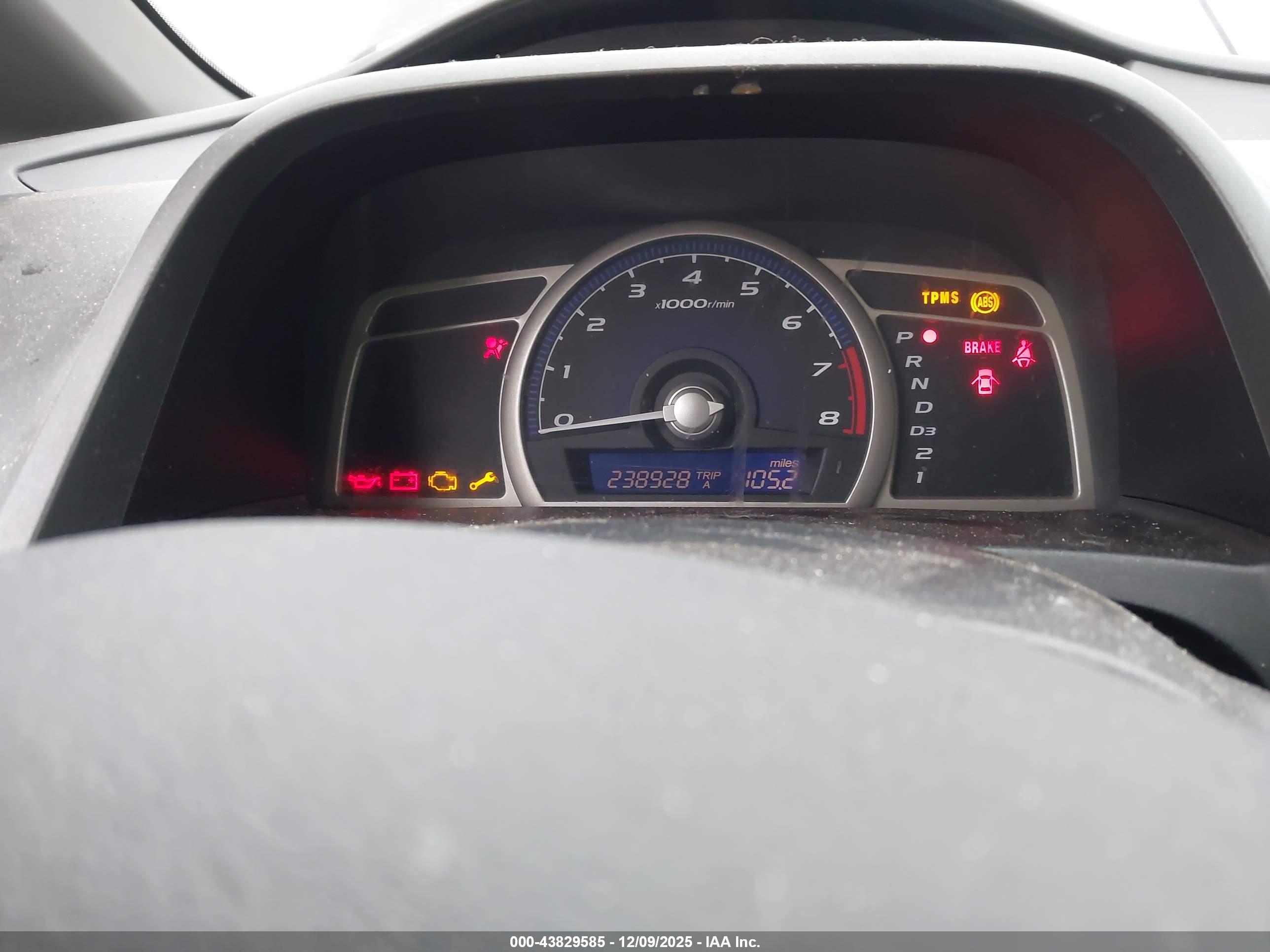 HONDA CIVIC image 7