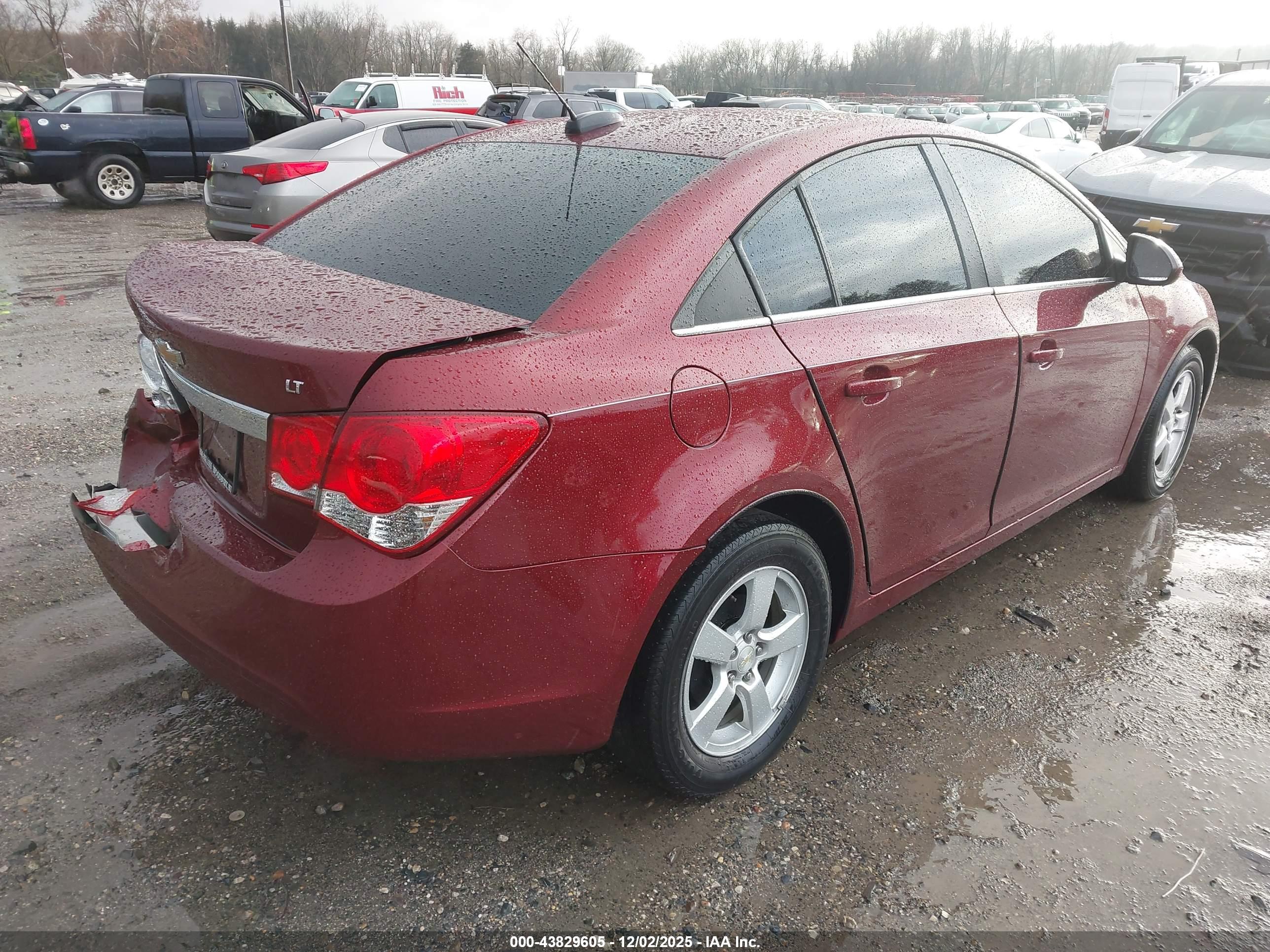 CHEVROLET CRUZE image 4