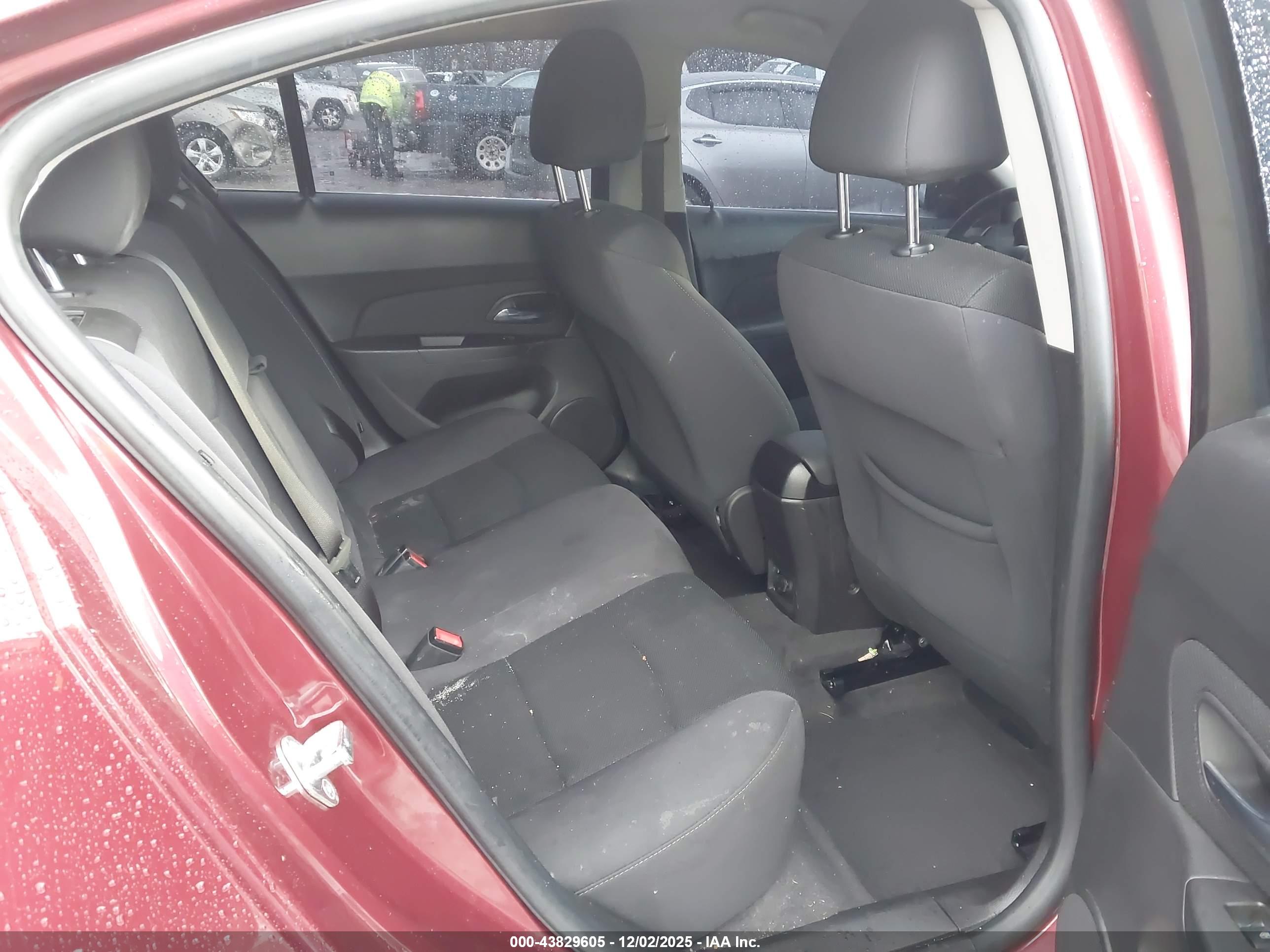 CHEVROLET CRUZE image 8