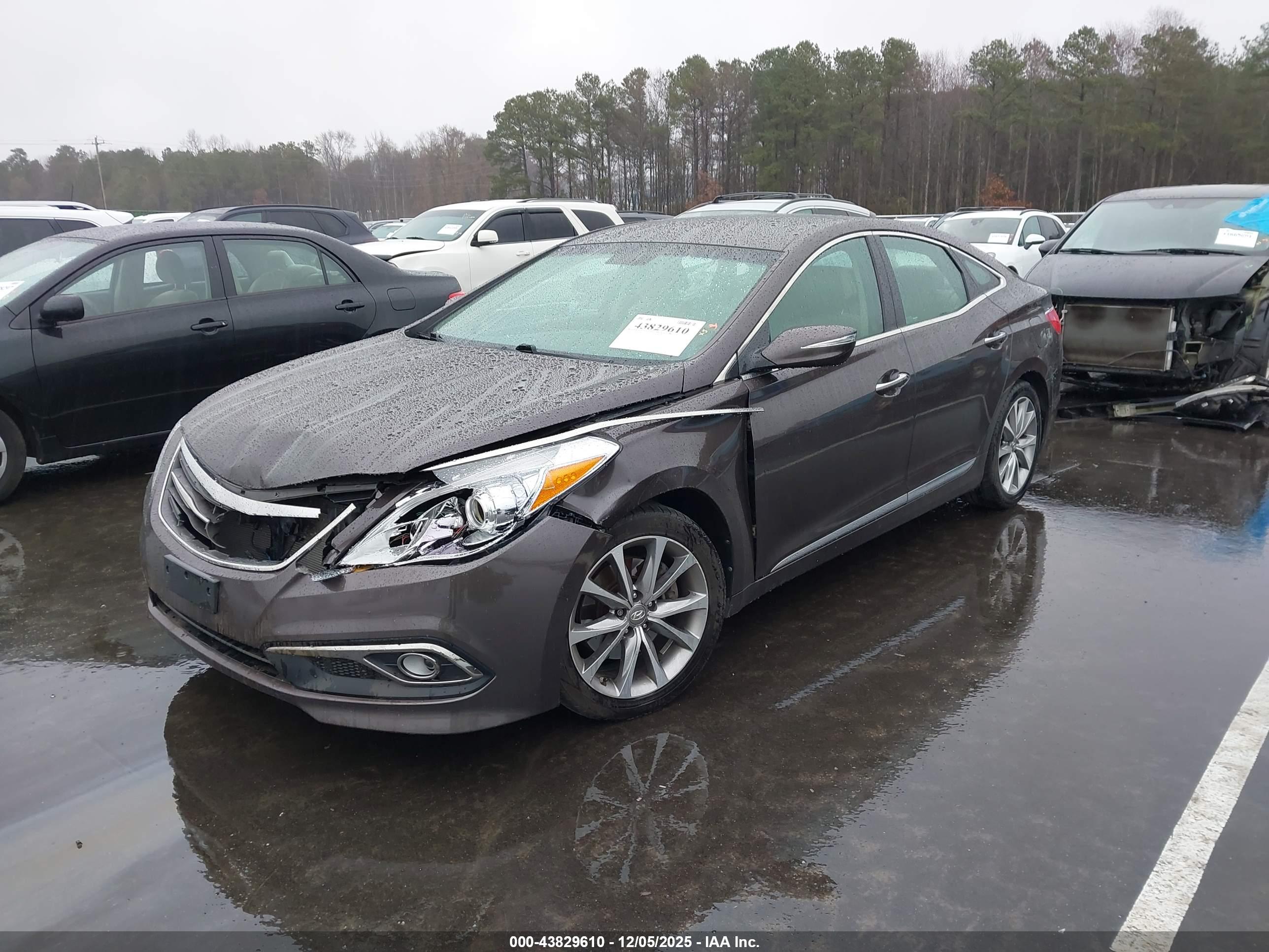 HYUNDAI AZERA image 2