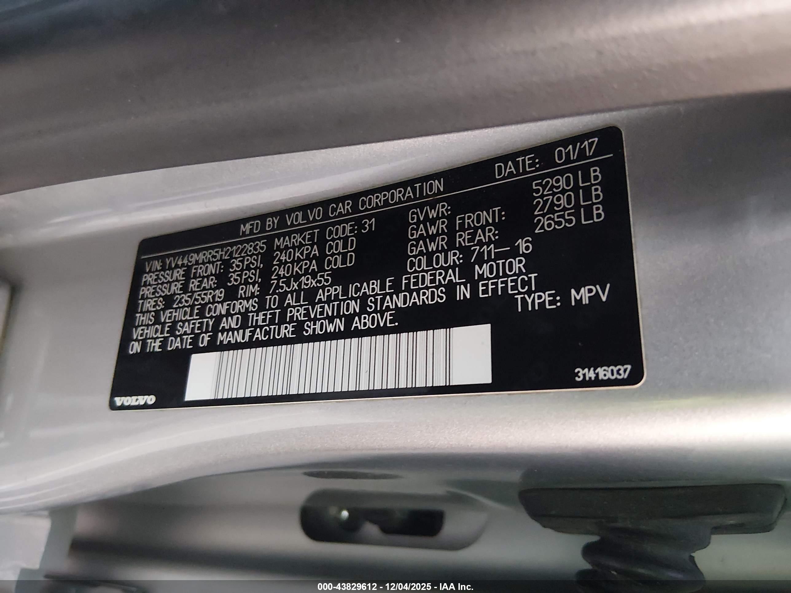 VOLVO XC60 image 9