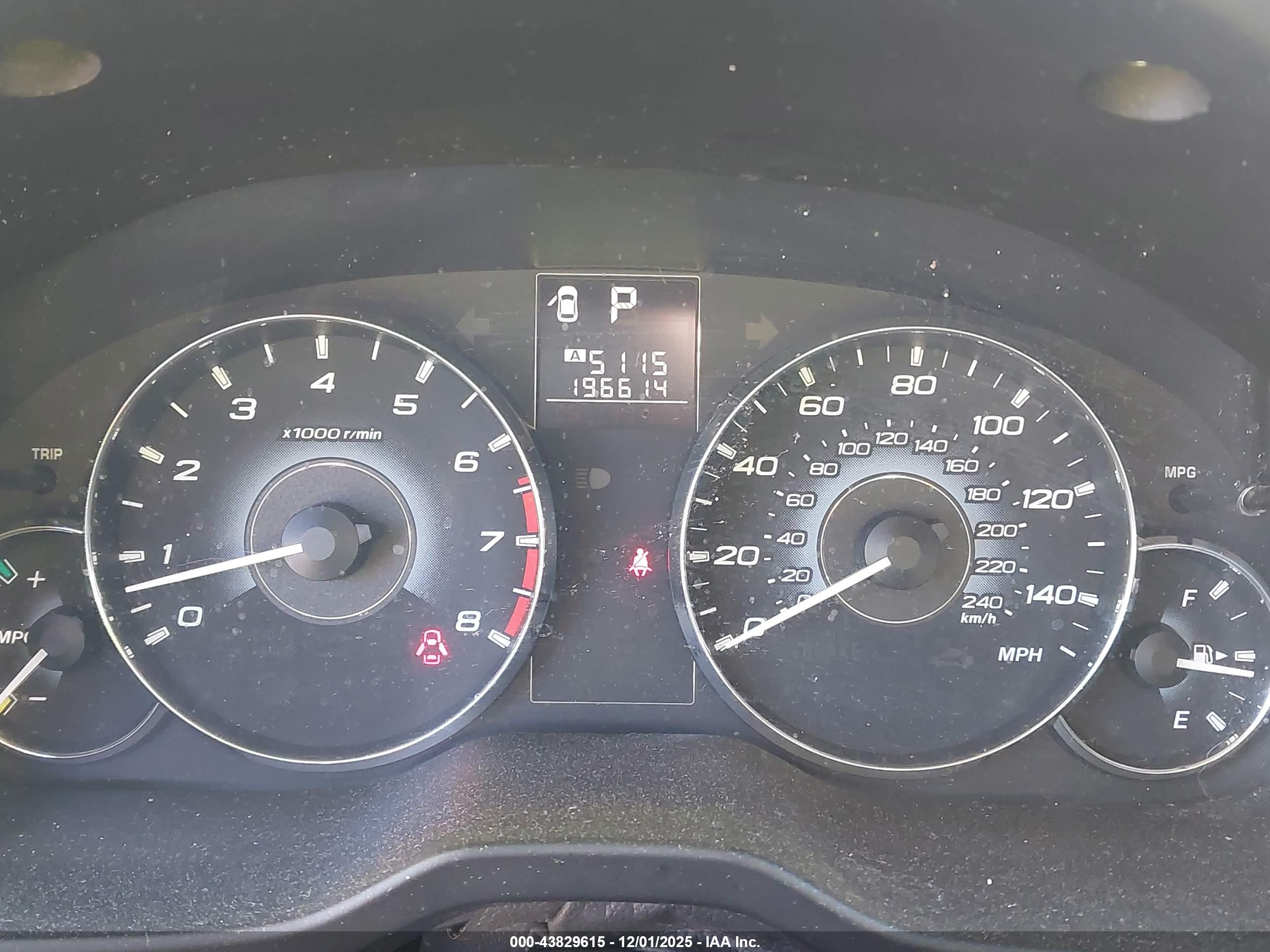 SUBARU OUTBACK image 7