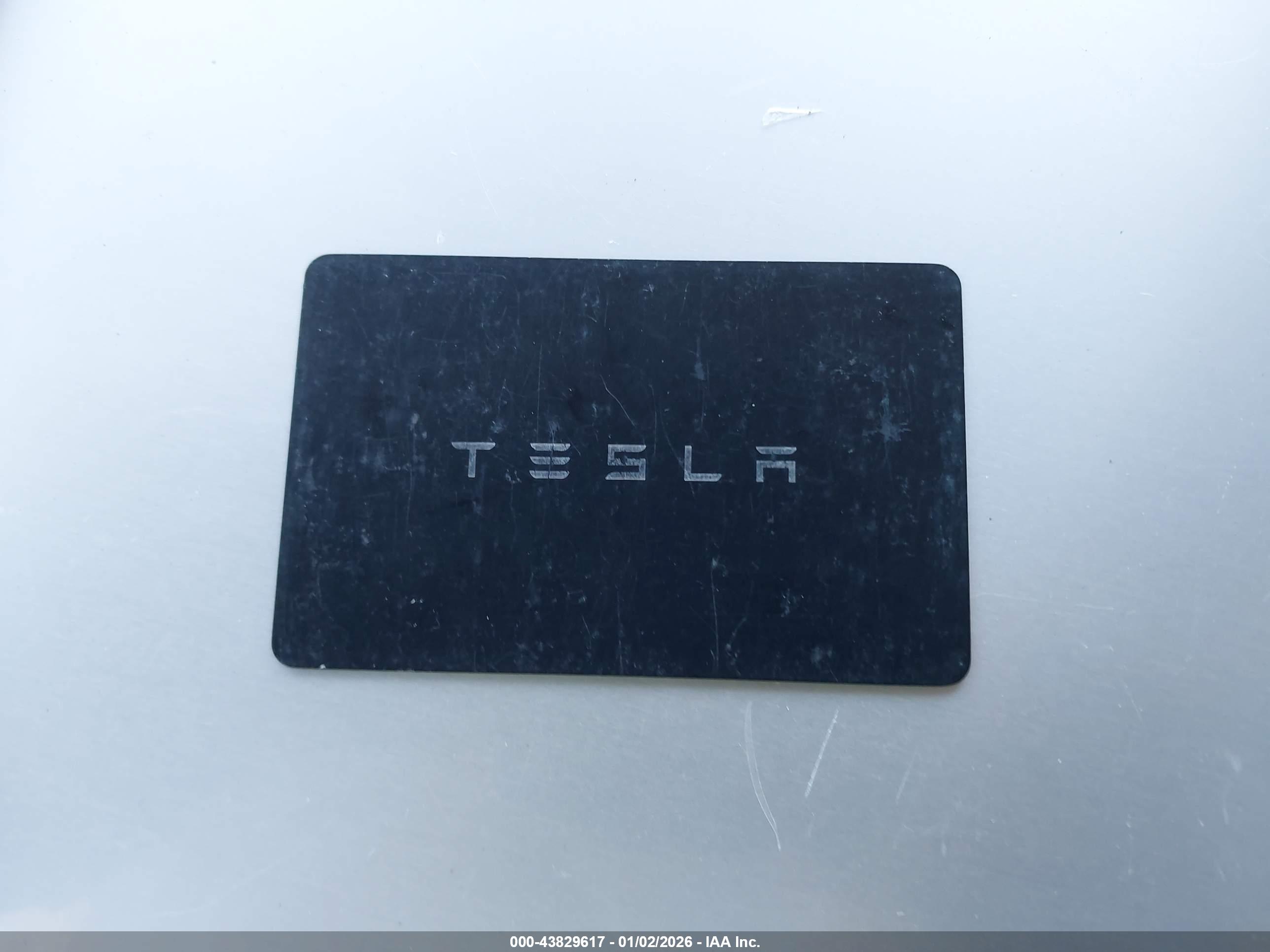 TESLA MODEL image 11