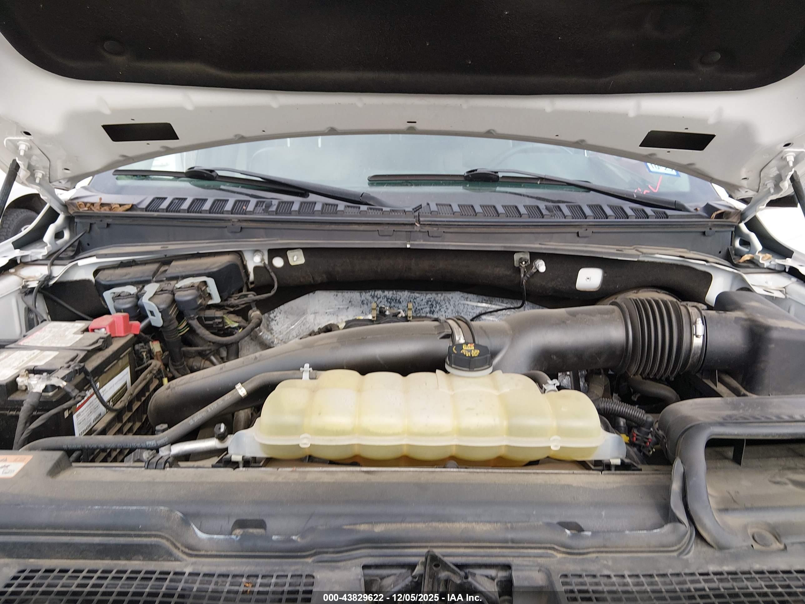 FORD EXPEDITION image 10