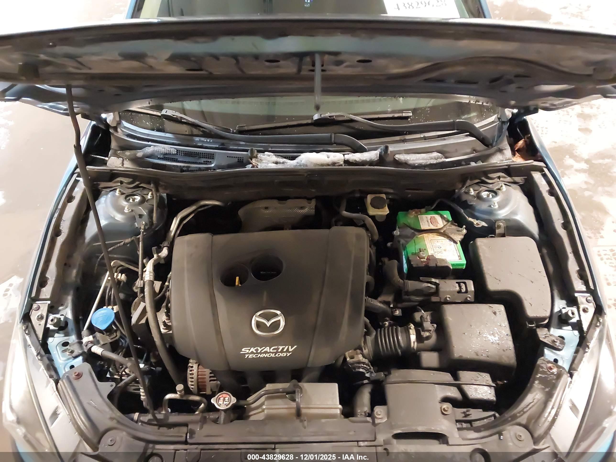 MAZDA MAZDA3 image 10