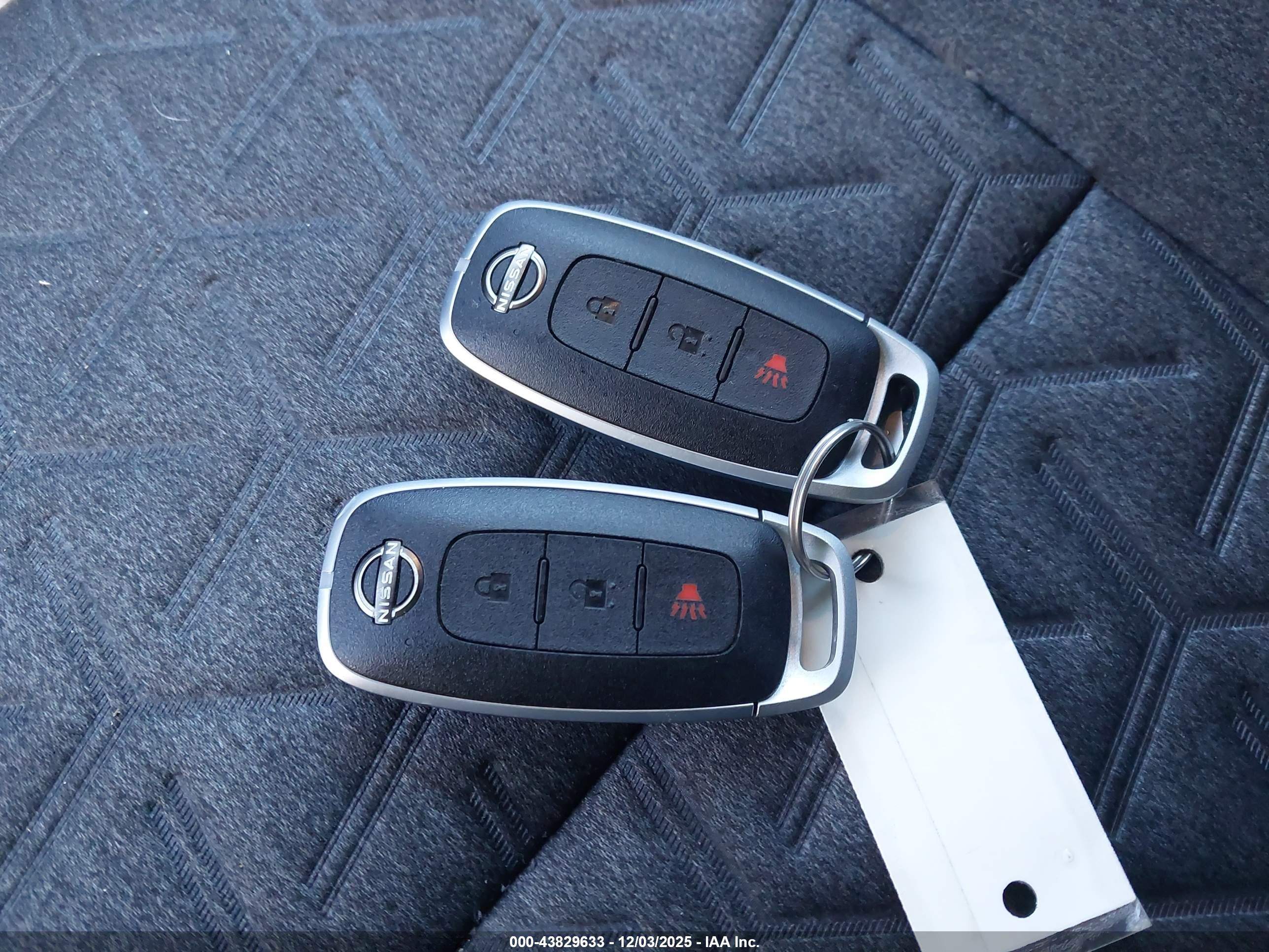 NISSAN KICKS image 11
