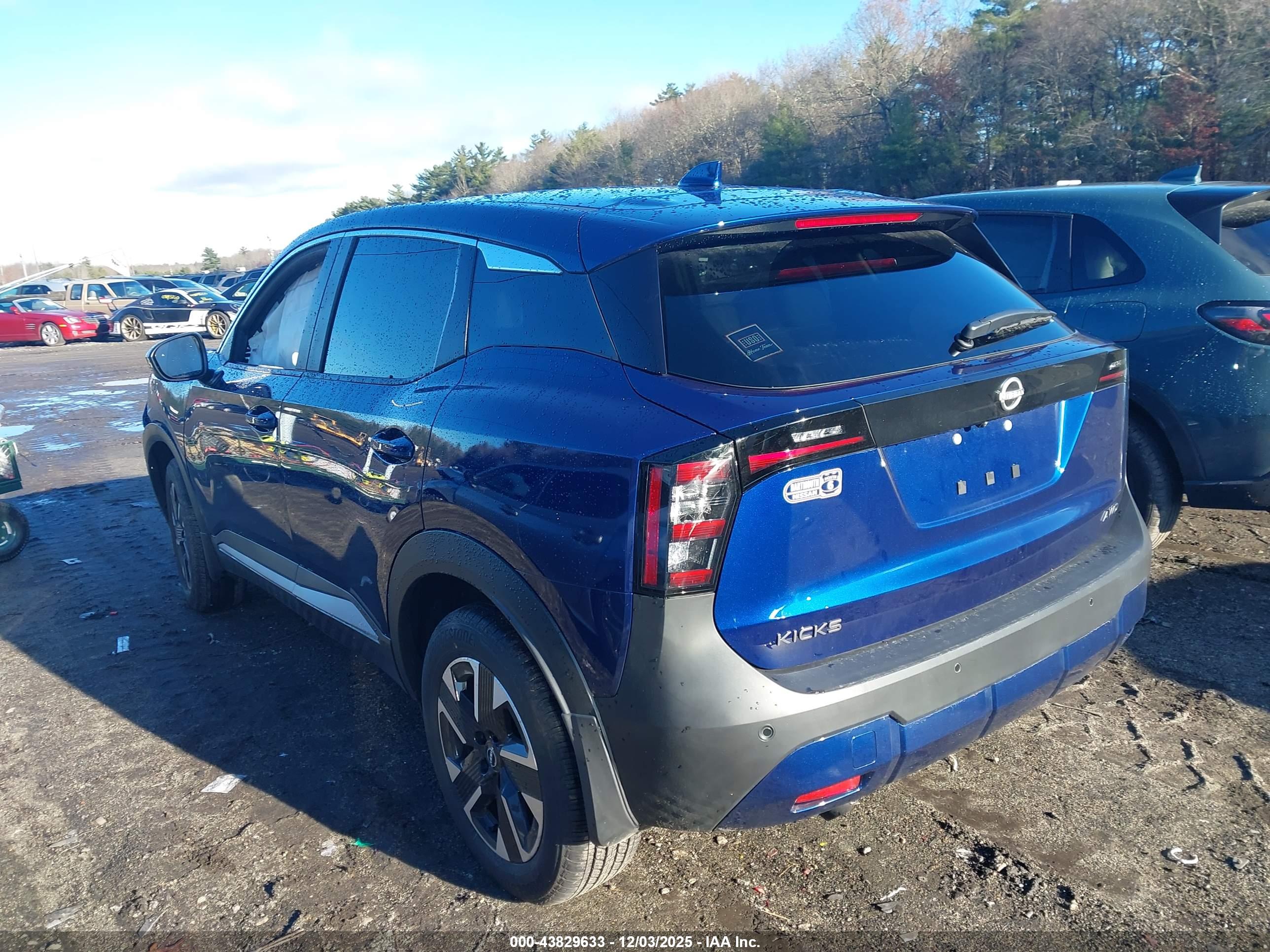 NISSAN KICKS image 3