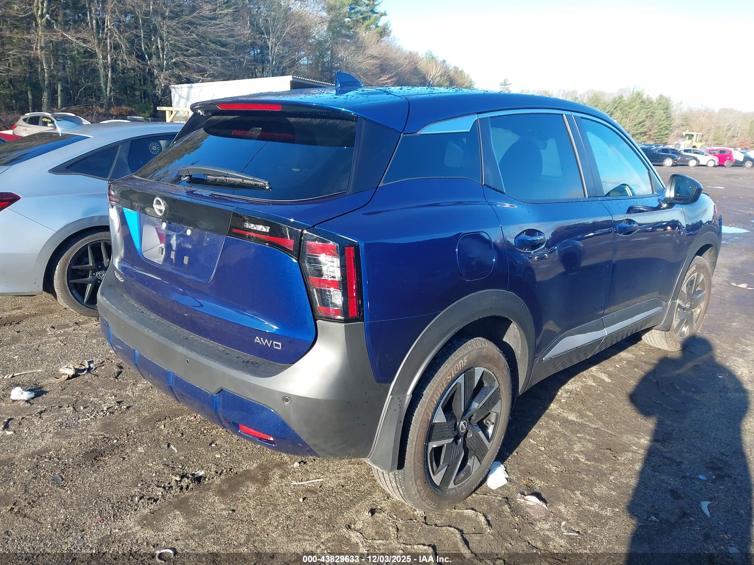 NISSAN KICKS image 4