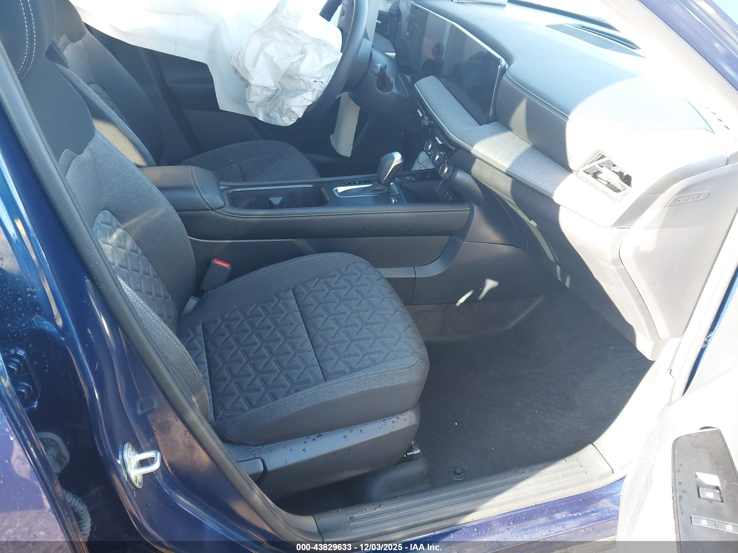NISSAN KICKS image 5