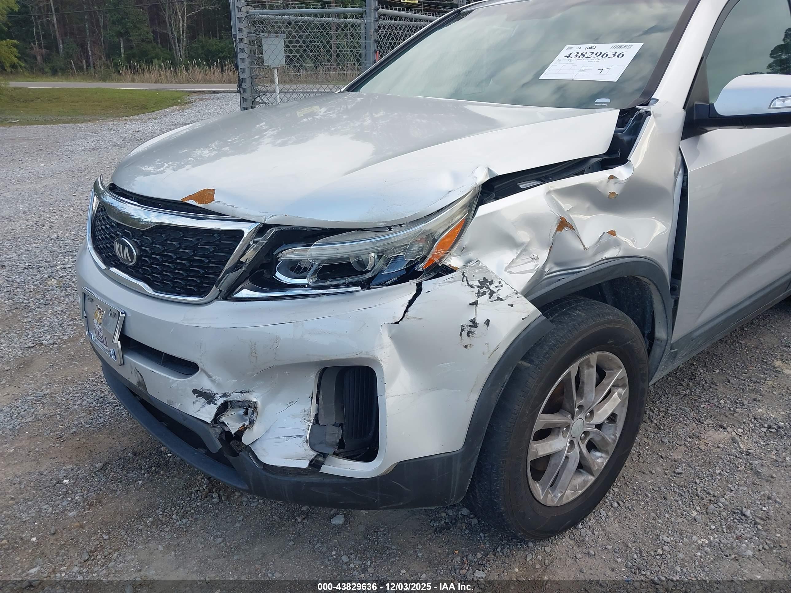 KIA SORENTO image 6