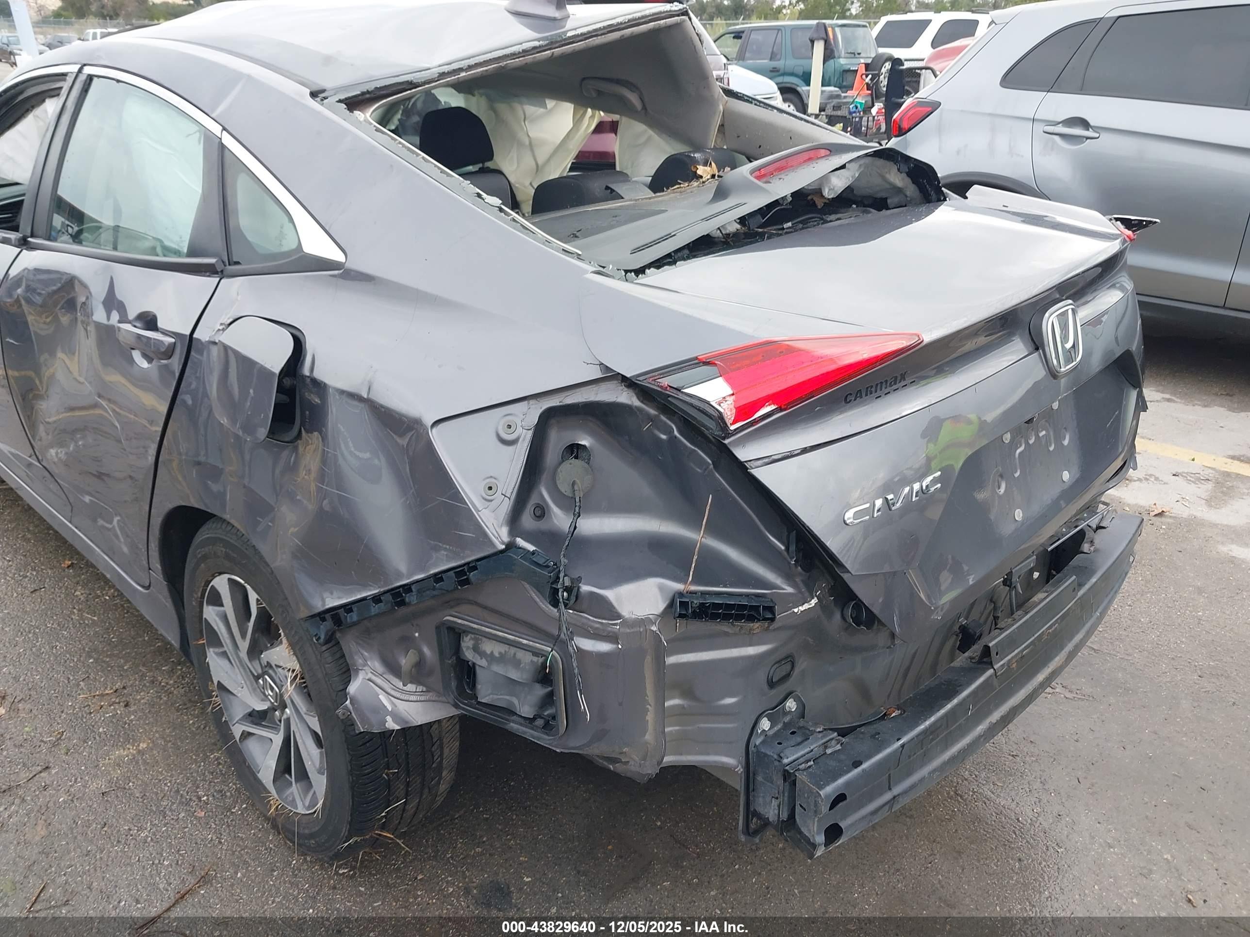 HONDA CIVIC image 6
