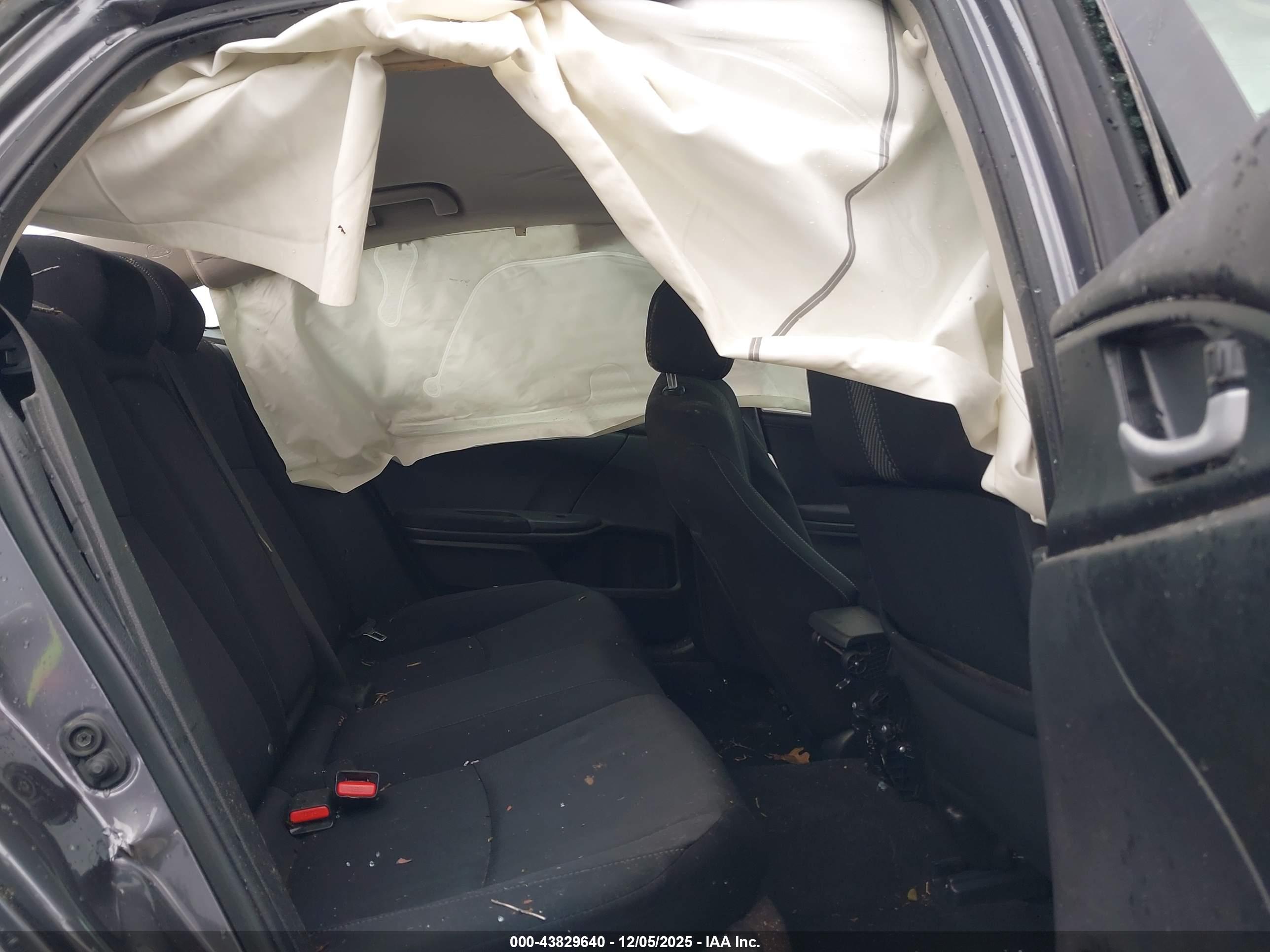 HONDA CIVIC image 8