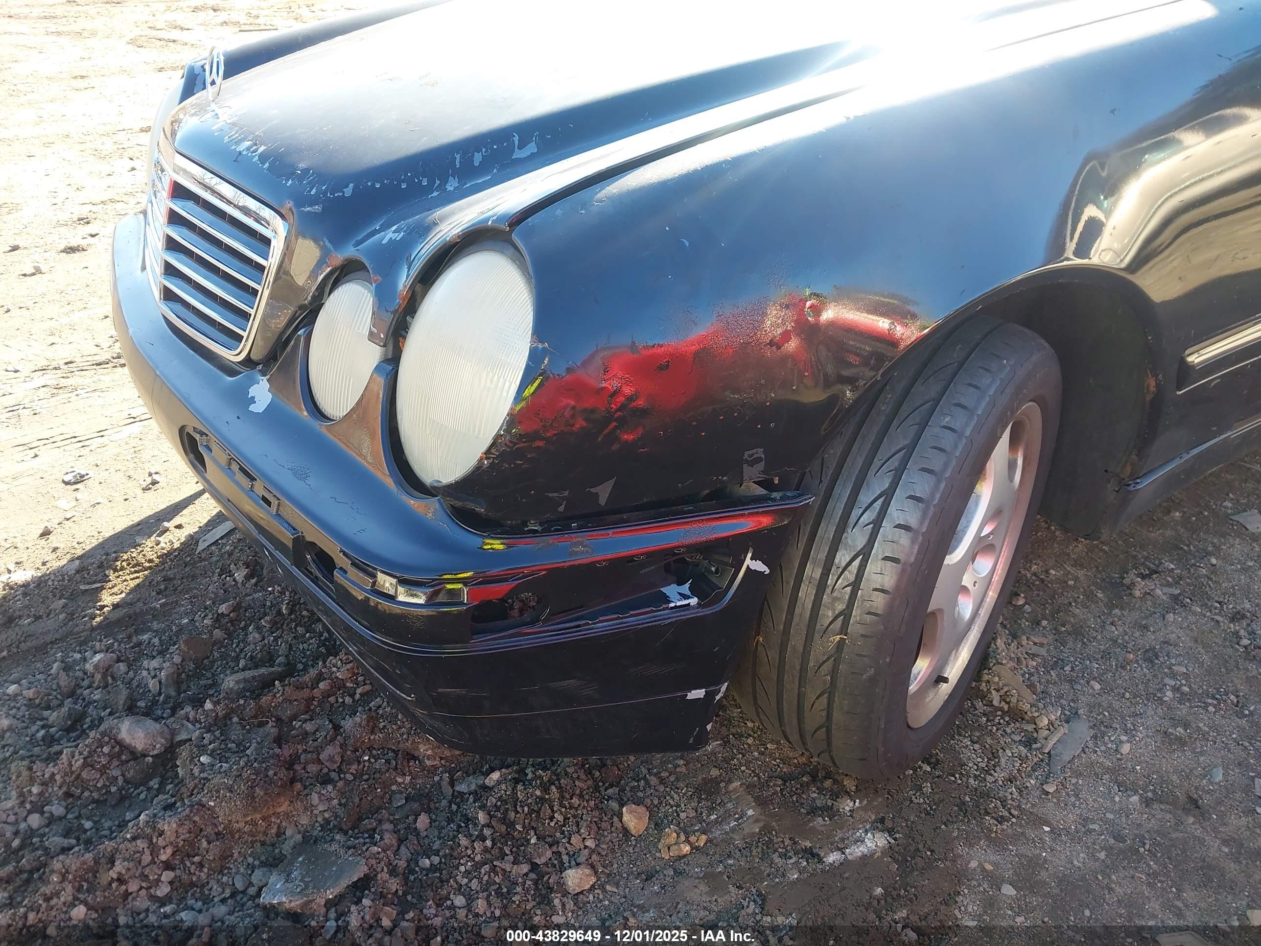 MERCEDES-BENZ E image 6