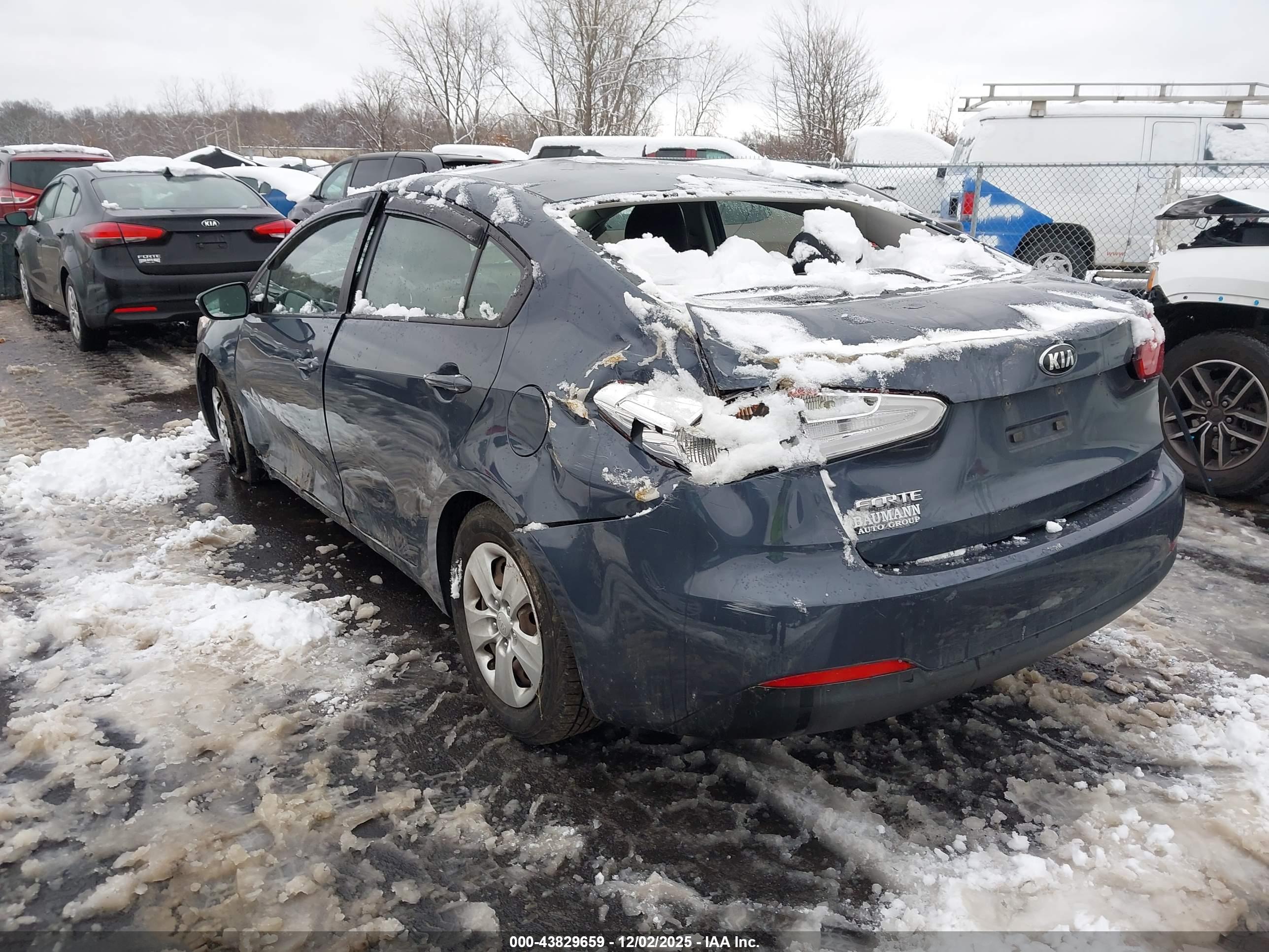KIA FORTE image 3