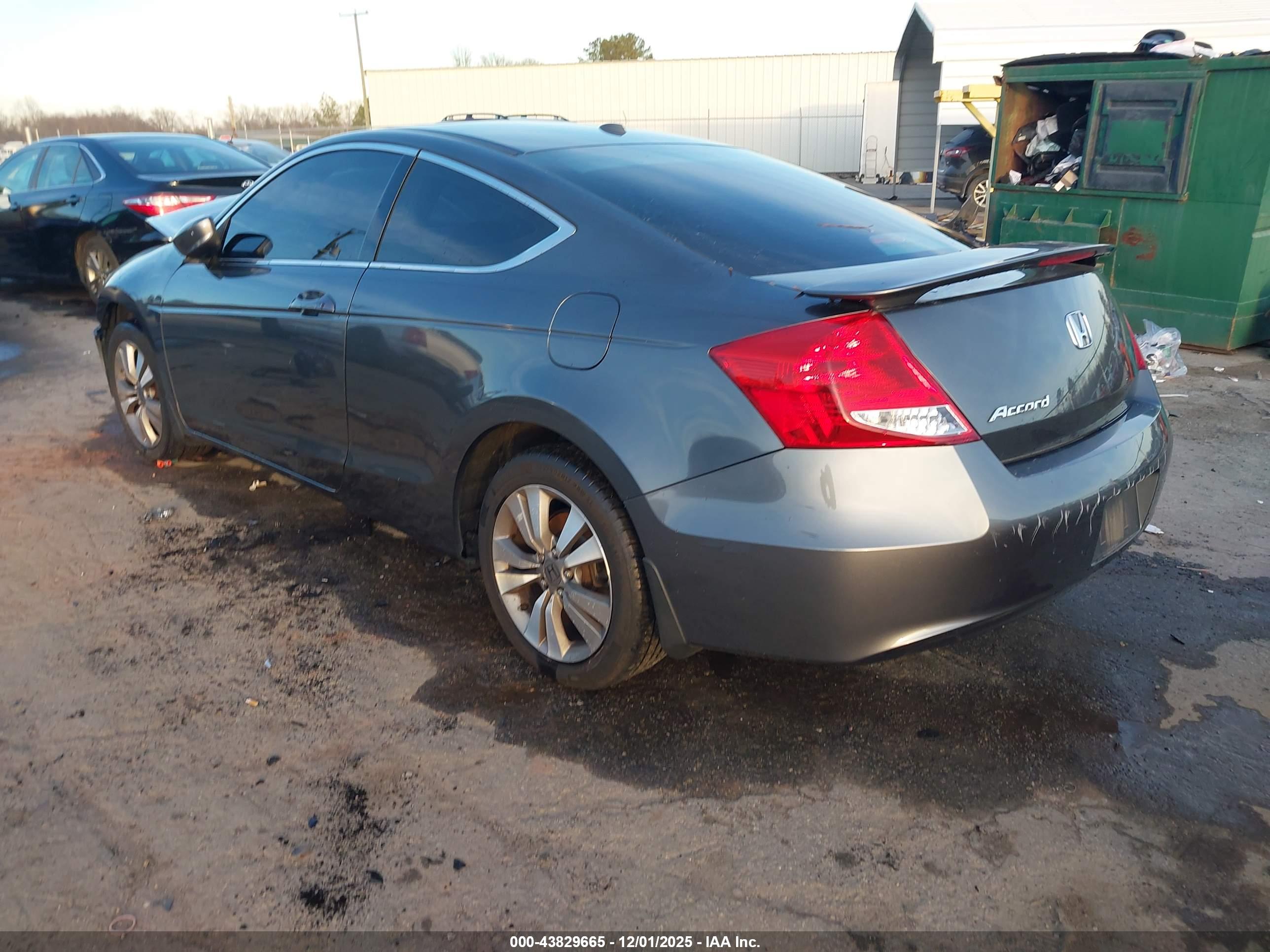 HONDA ACCORD image 3