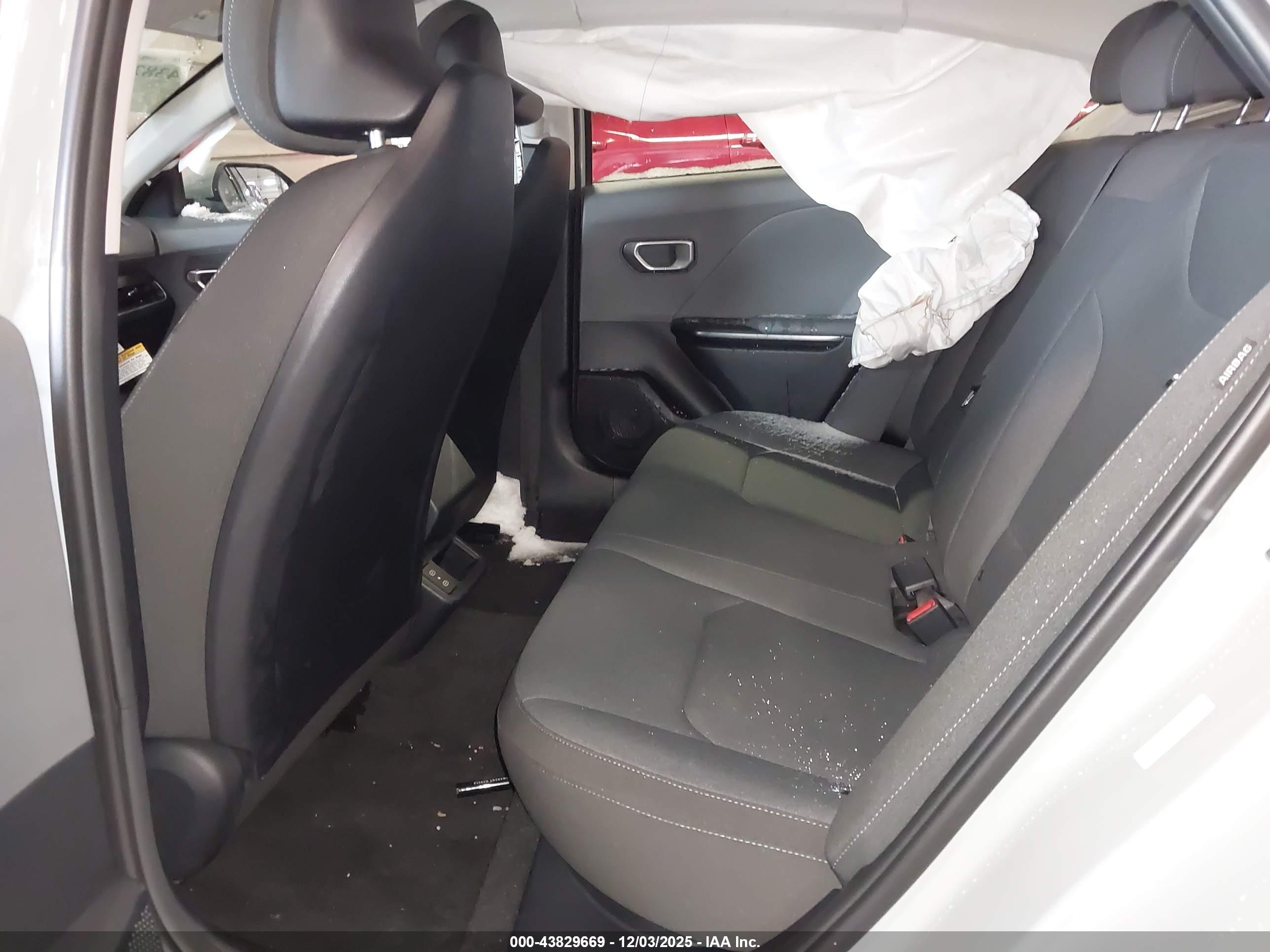 KIA K4 image 8