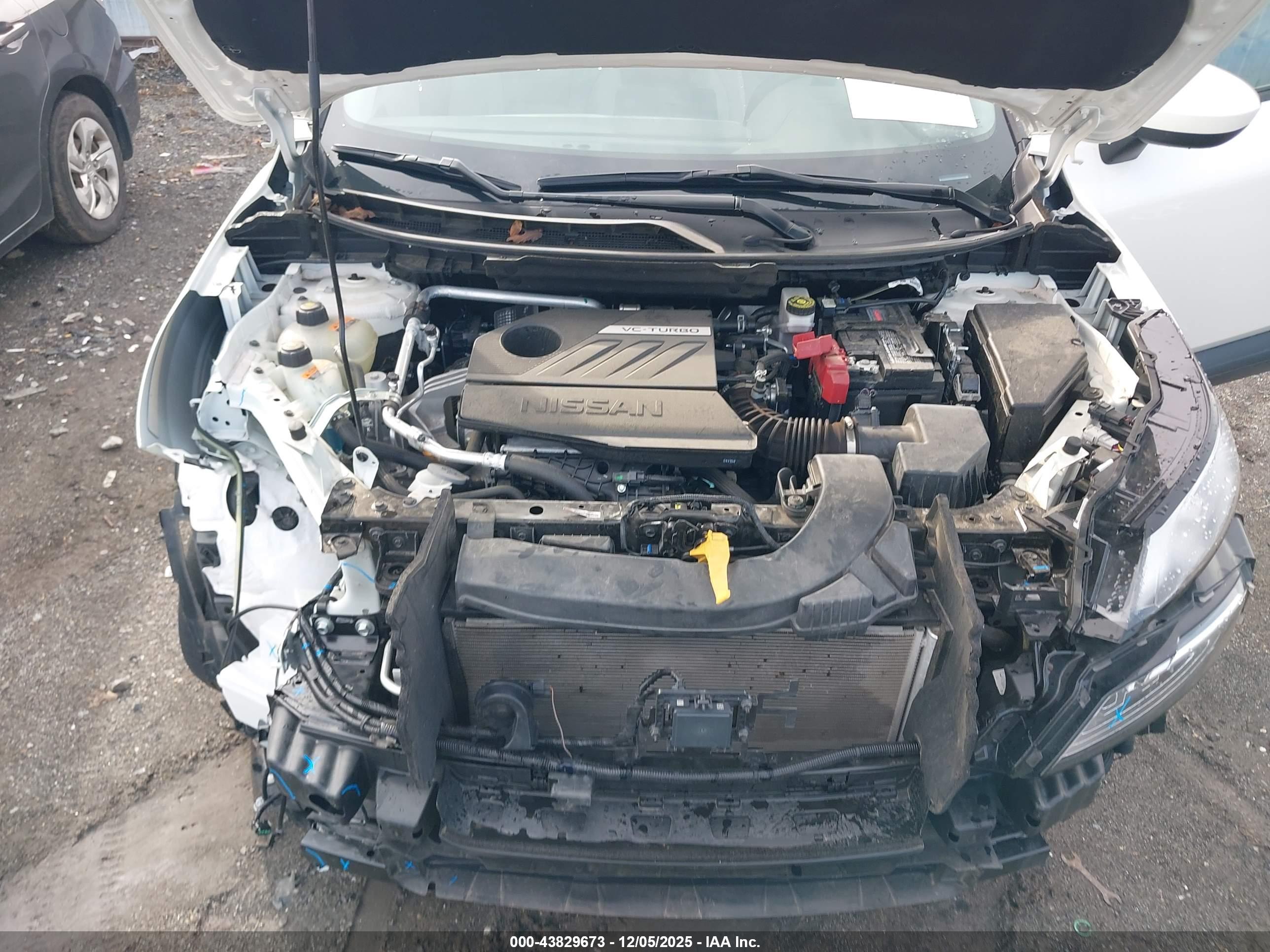 NISSAN ROGUE image 10