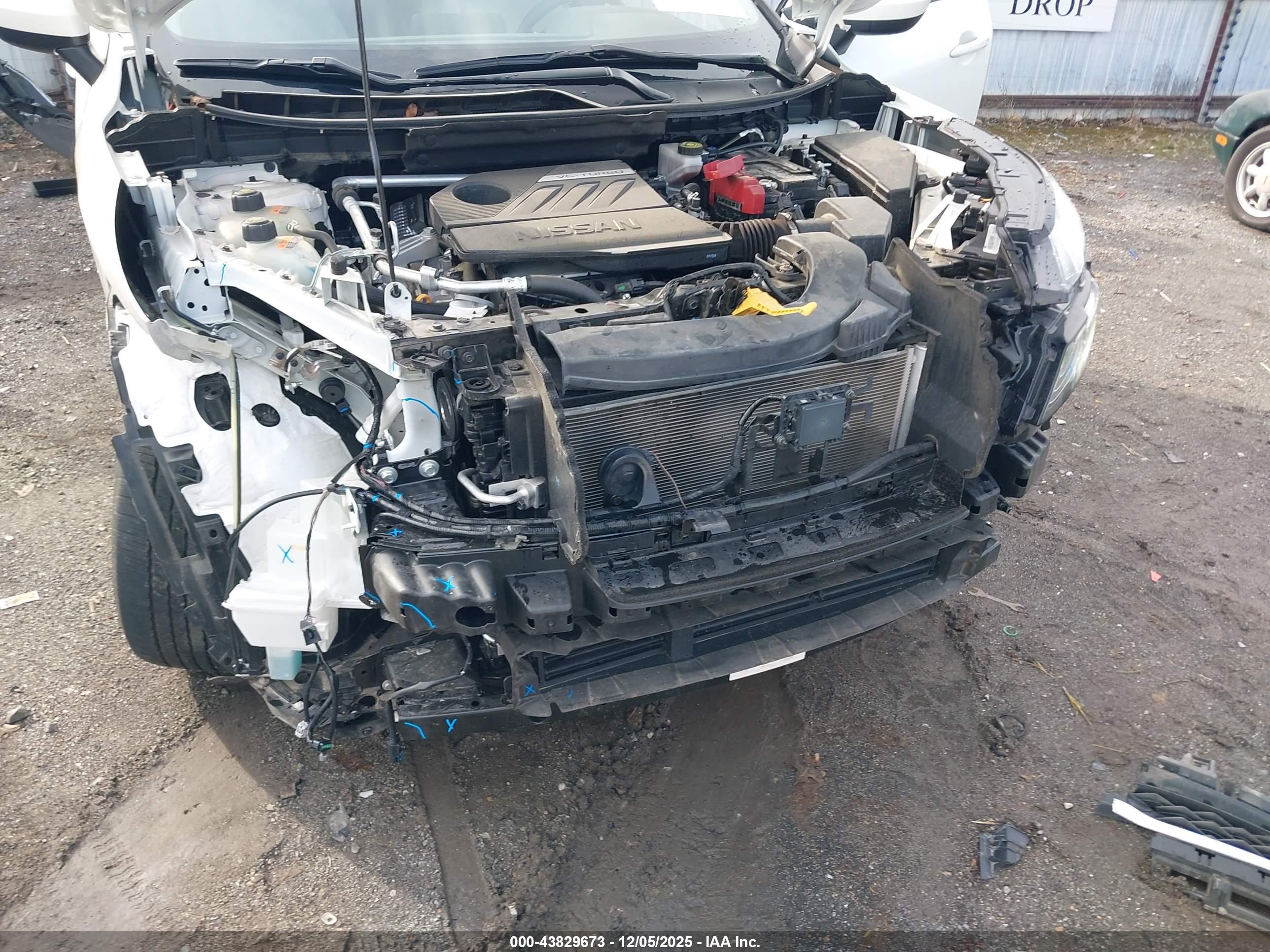 NISSAN ROGUE image 6