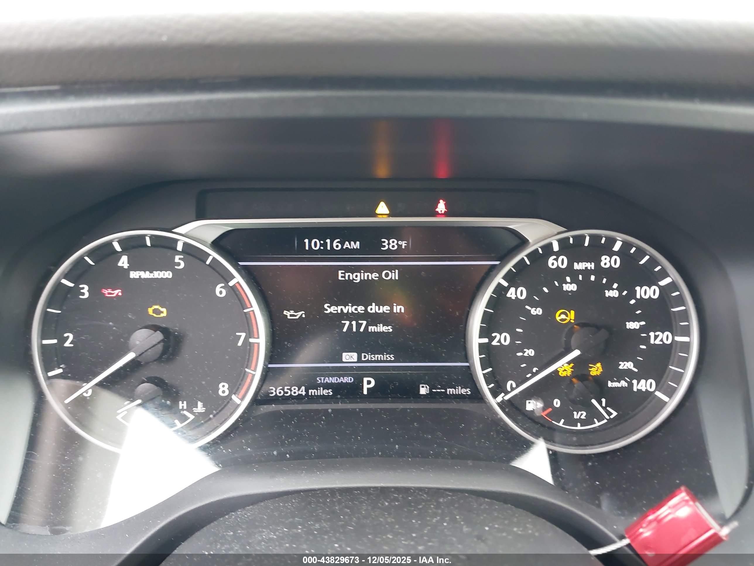 NISSAN ROGUE image 7