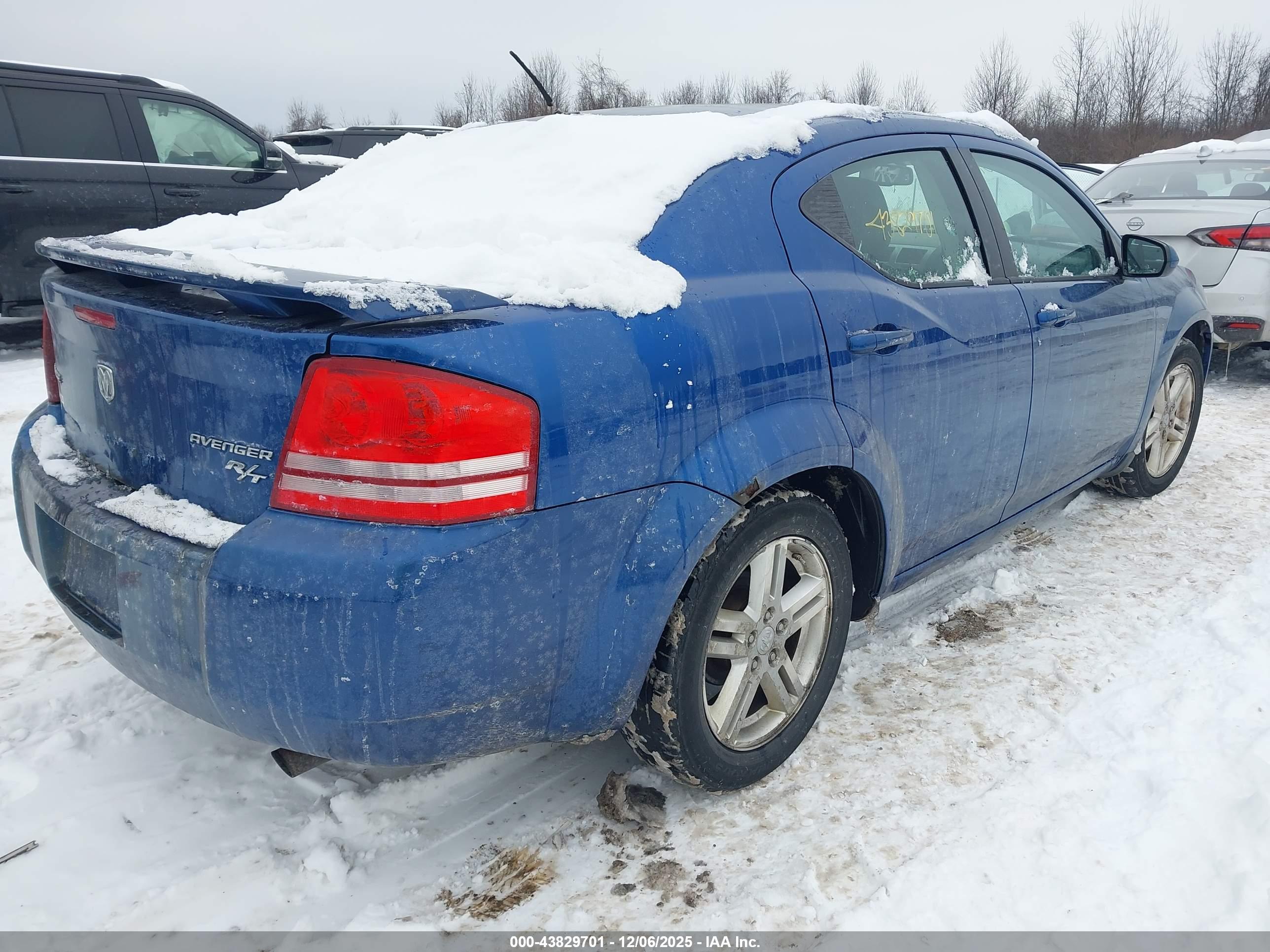 DODGE AVENGER image 4